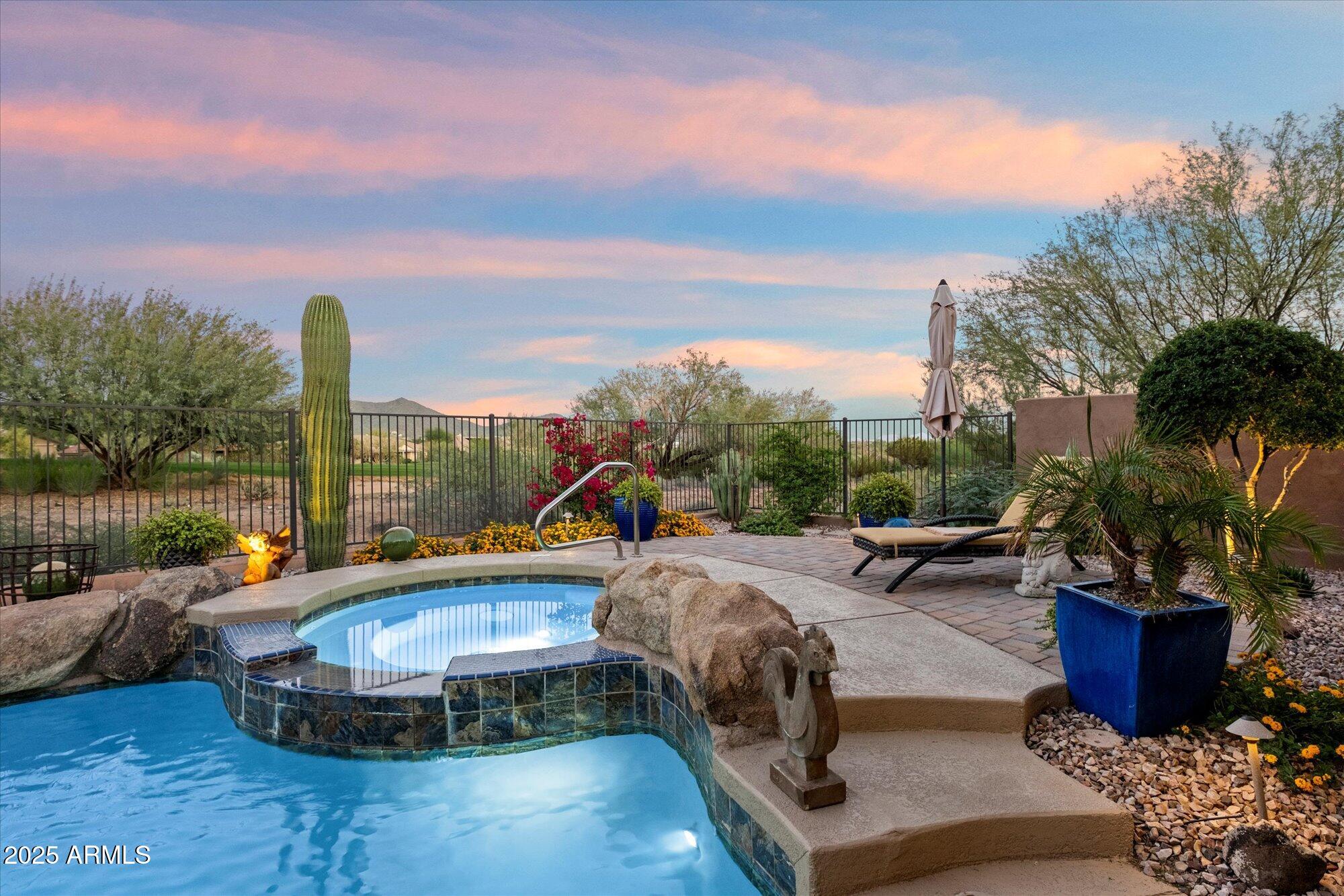 Anthem, Arizona, 85086, United States, 3 Bedrooms Bedrooms, ,4 BathroomsBathrooms,Residential,Pending,1973545