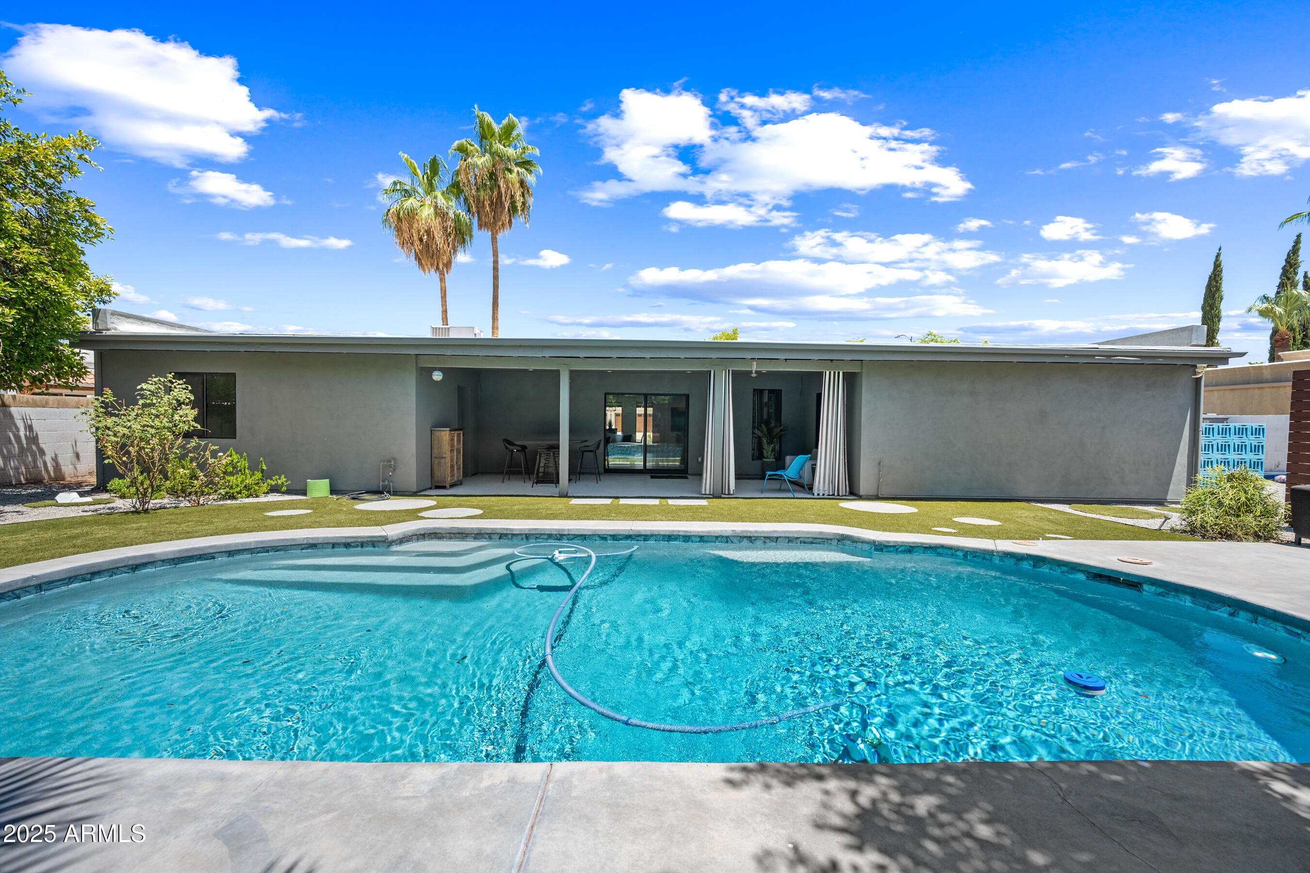 Scottsdale, Arizona, 85254, United States, 4 Bedrooms Bedrooms, ,2 BathroomsBathrooms,Residential,Active,1894530