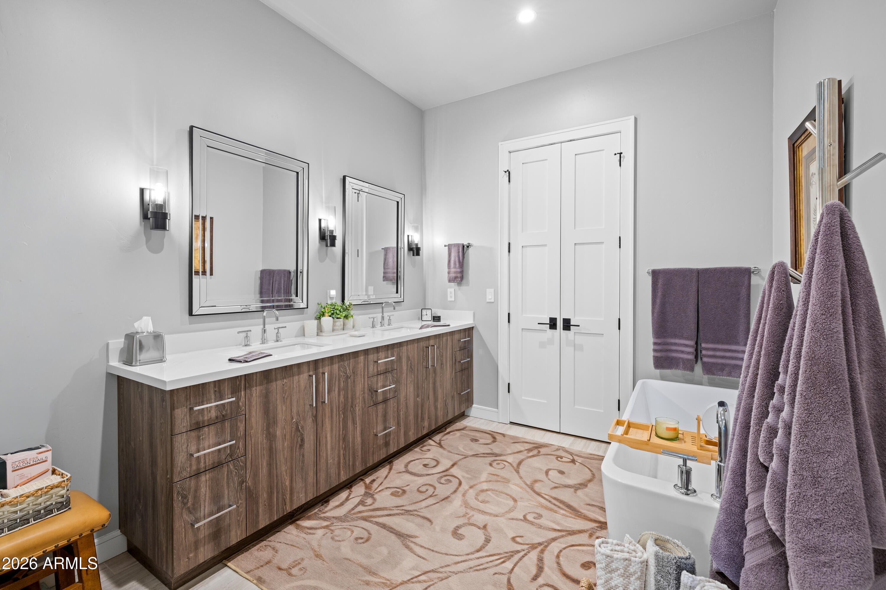 Flagstaff, Arizona, 86005, United States, 3 Bedrooms Bedrooms, ,4 BathroomsBathrooms,Residential,Active,2012811