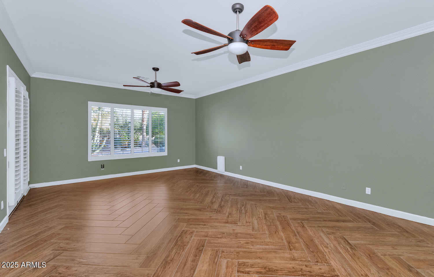 Surprise, Arizona, 85379, United States, 4 Bedrooms Bedrooms, ,5 BathroomsBathrooms,Residential,Active,2007331