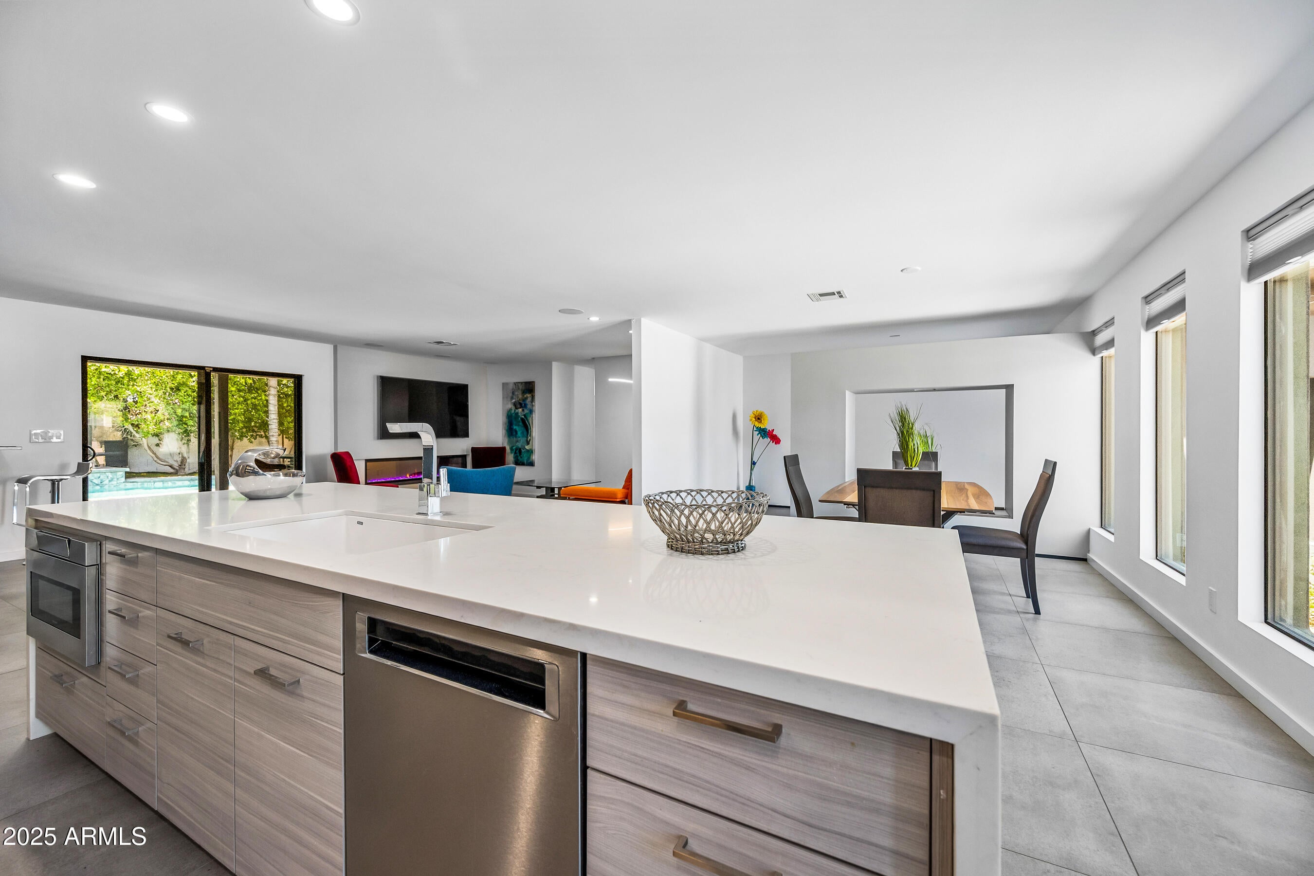 Scottsdale, Arizona, 85254, United States, 4 Bedrooms Bedrooms, ,2 BathroomsBathrooms,Residential,Active,1894530