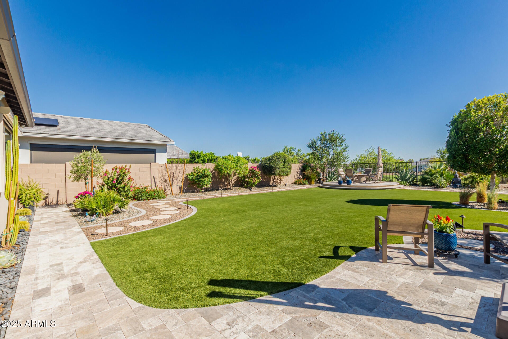 Surprise, Arizona, 85388, United States, 2 Bedrooms Bedrooms, ,3 BathroomsBathrooms,Residential,Active,1953981