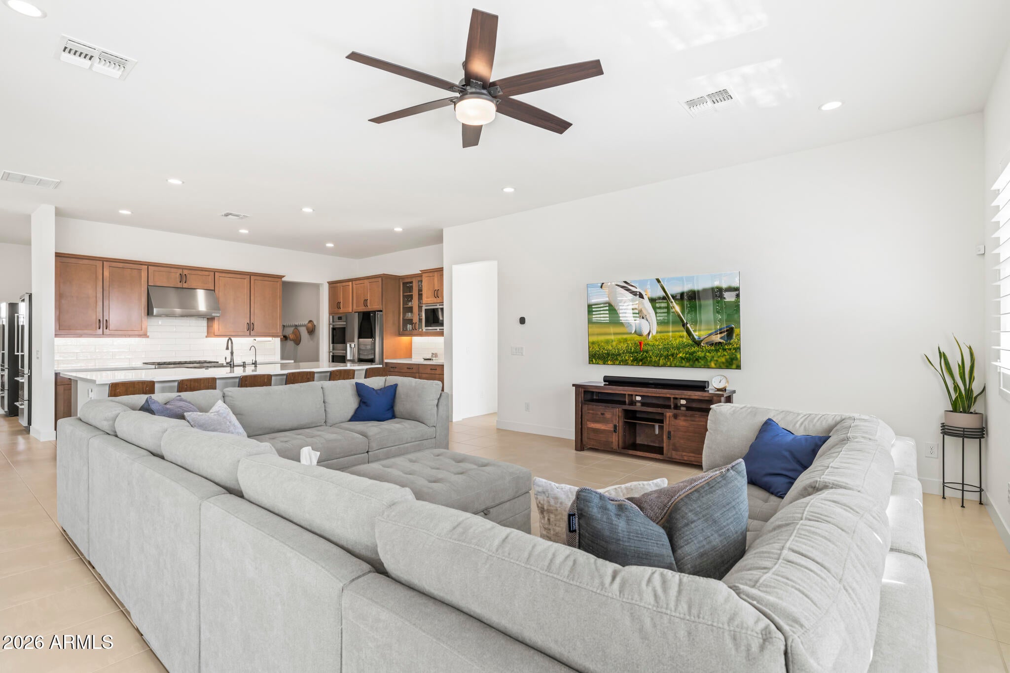 Surprise, Arizona, 85388, United States, 5 Bedrooms Bedrooms, ,4 BathroomsBathrooms,Residential,Active,2010525