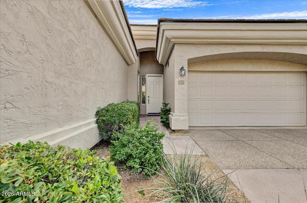 Scottsdale, Arizona, 85260, United States, 2 Bedrooms Bedrooms, ,3 BathroomsBathrooms,Residential,Active,2017108