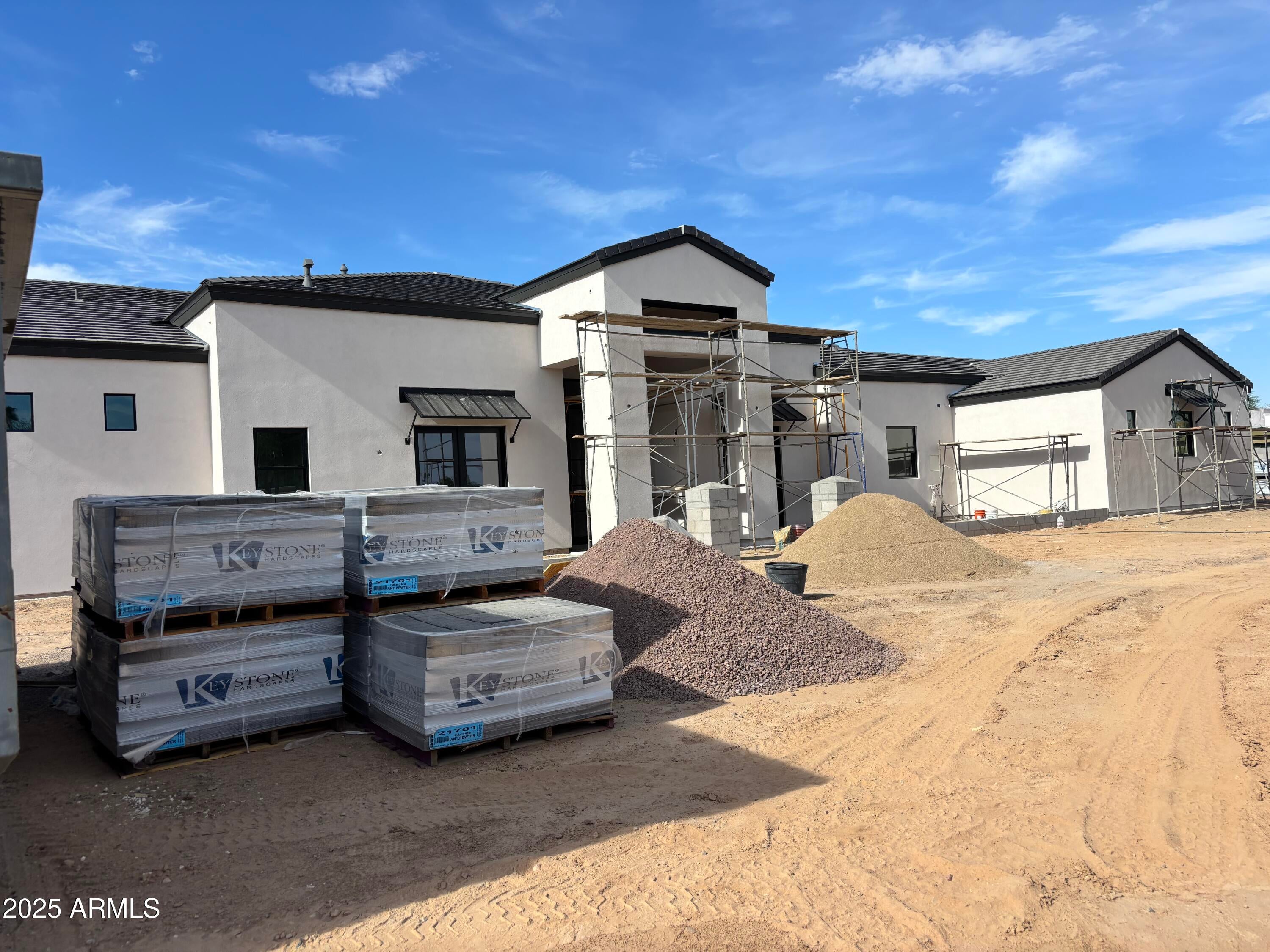 Paradise Valley, Arizona, 85253, United States, 6 Bedrooms Bedrooms, ,7 BathroomsBathrooms,Residential,Active,1863538