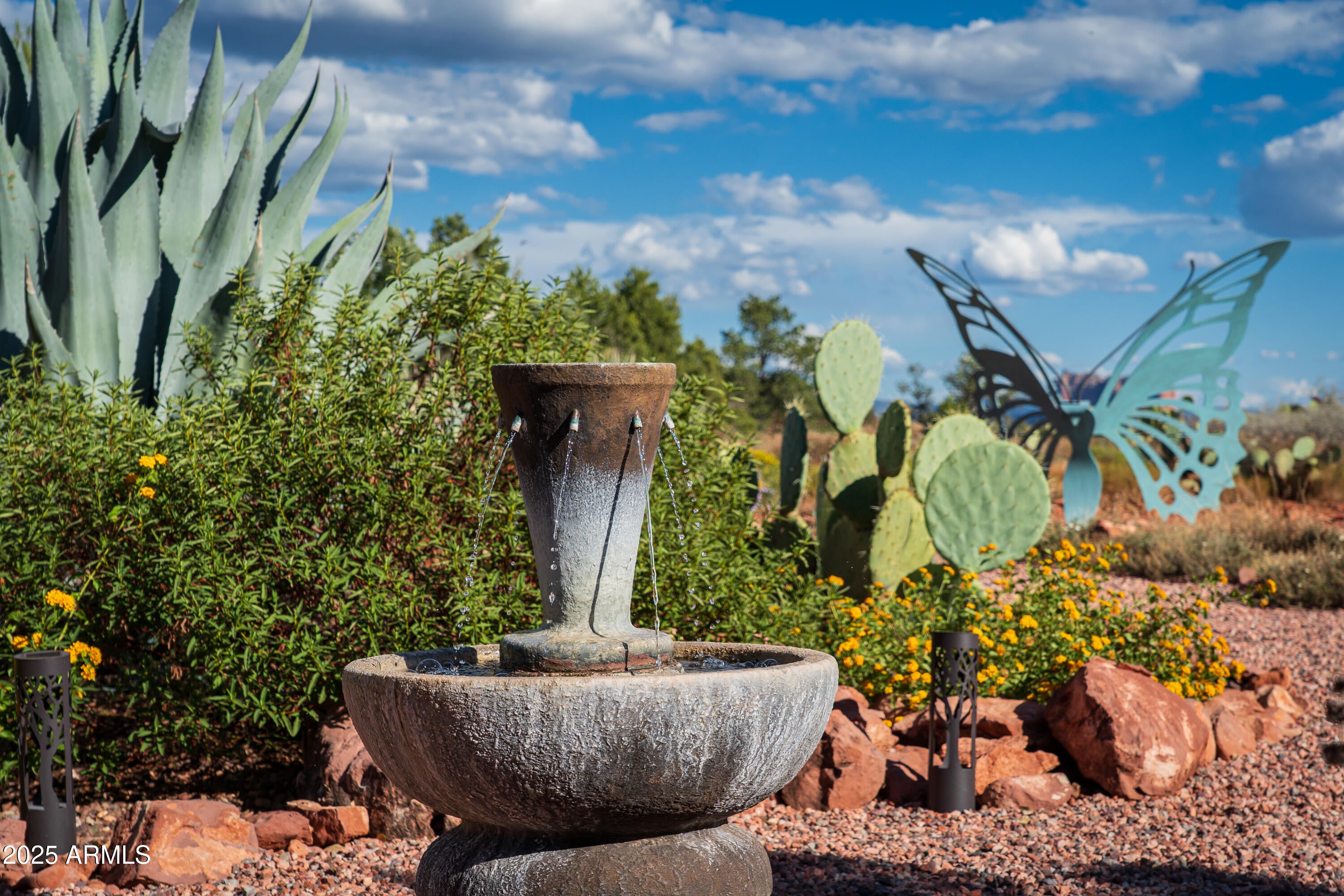 Sedona, Arizona, 86336, United States, 3 Bedrooms Bedrooms, ,4 BathroomsBathrooms,Residential,Active,1946525