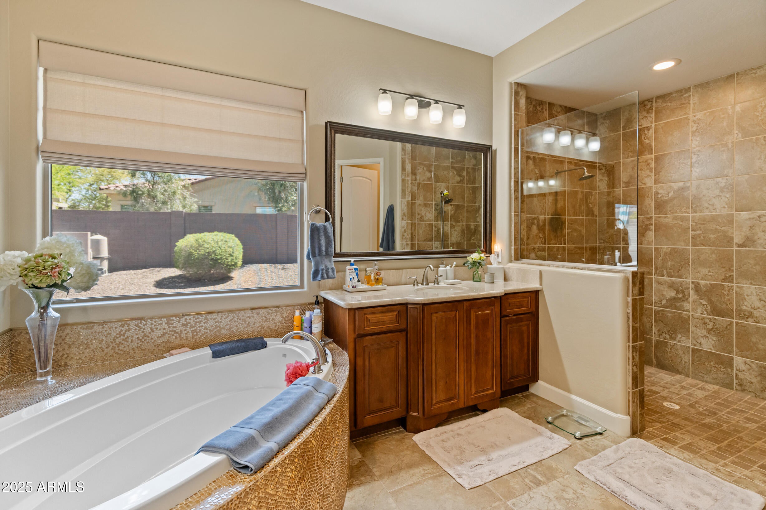 Peoria, Arizona, 85383, United States, 4 Bedrooms Bedrooms, ,4 BathroomsBathrooms,Residential,Active,1764529