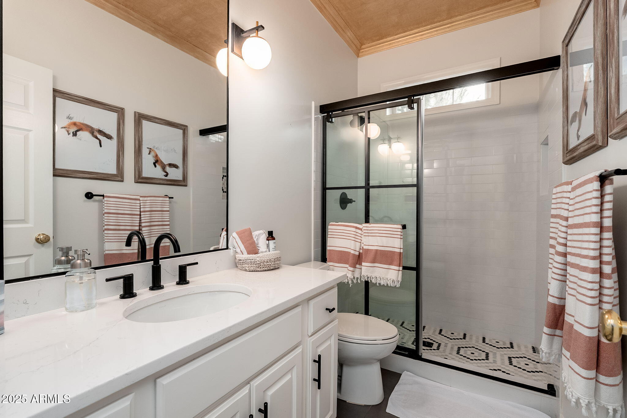 Flagstaff, Arizona, 86004, United States, 5 Bedrooms Bedrooms, ,4 BathroomsBathrooms,Residential,Active,1894165