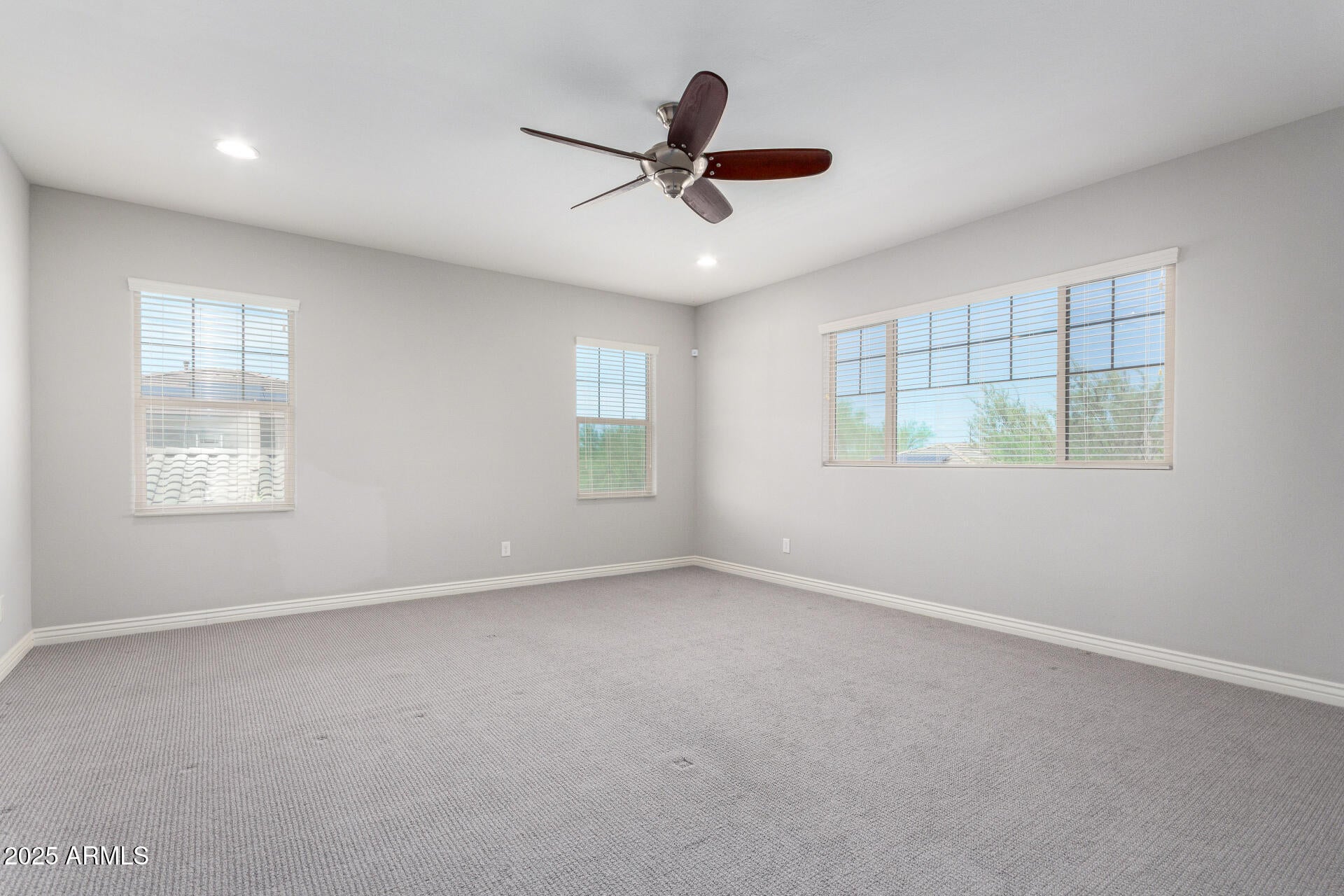 Phoenix, Arizona, 85050, United States, 4 Bedrooms Bedrooms, ,3 BathroomsBathrooms,Residential,Active,1929434