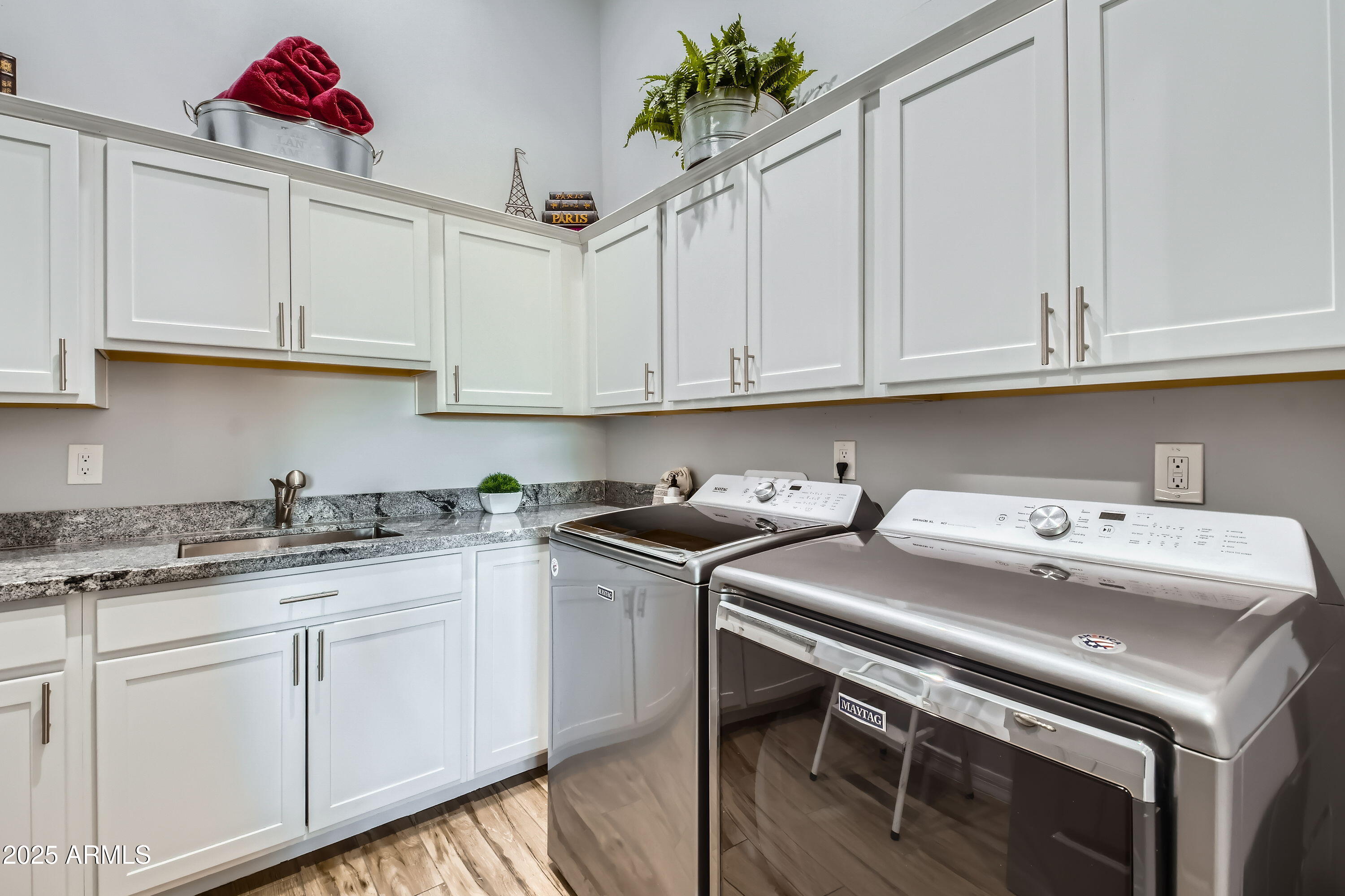 Scottsdale, Arizona, 85266, United States, 3 Bedrooms Bedrooms, ,3 BathroomsBathrooms,Residential,Active,2012485