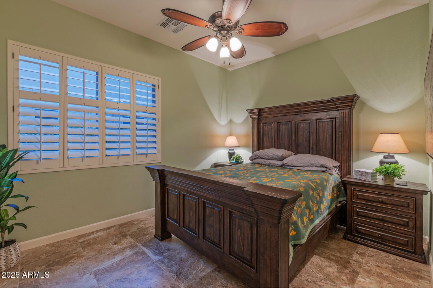 Goodyear, Arizona, 85395, United States, 4 Bedrooms Bedrooms, ,4 BathroomsBathrooms,Residential,Pending,1969760