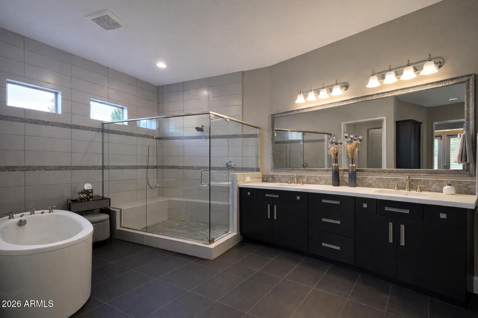 Rio Verde, Arizona, 85263, United States, 3 Bedrooms Bedrooms, ,4 BathroomsBathrooms,Residential,Active,2008716