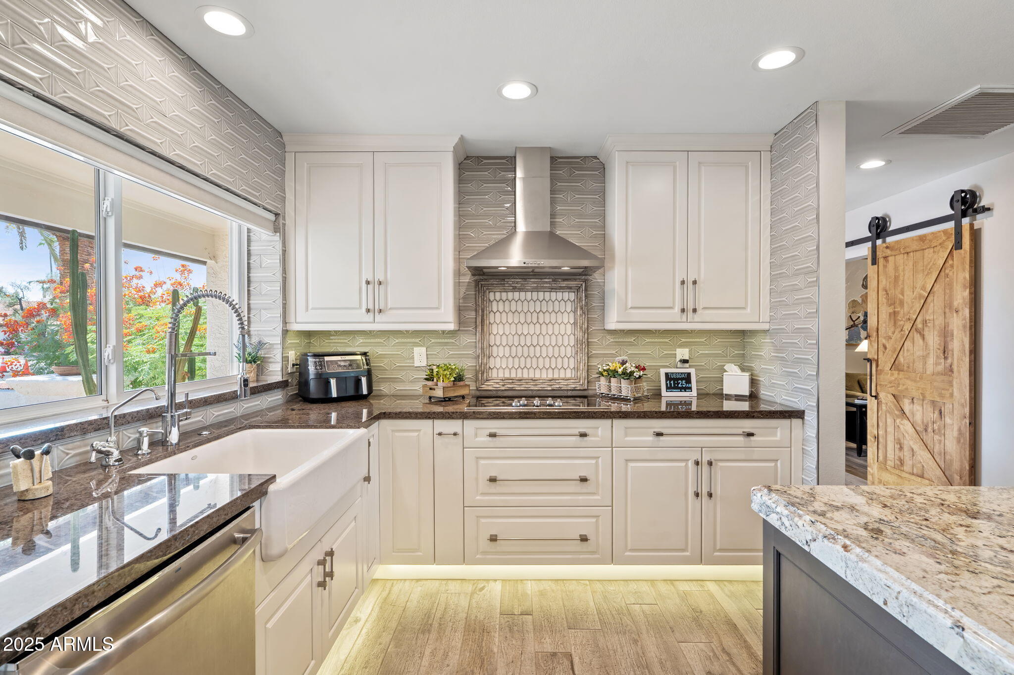 Scottsdale, Arizona, 85260, United States, 3 Bedrooms Bedrooms, ,4 BathroomsBathrooms,Residential,Active,1996578