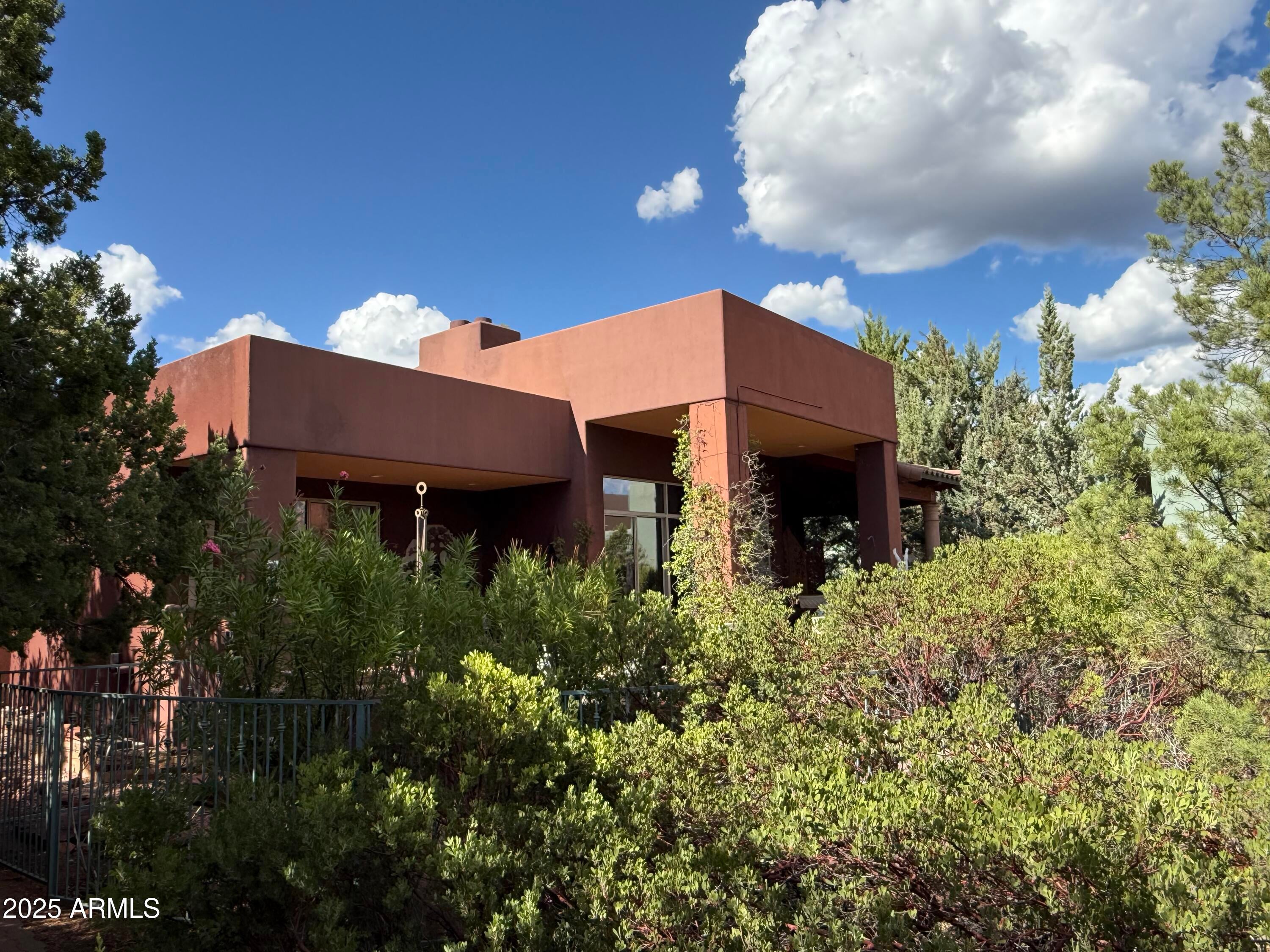 Sedona, Arizona, 86336, United States, 3 Bedrooms Bedrooms, ,3 BathroomsBathrooms,Residential,Active,1944285