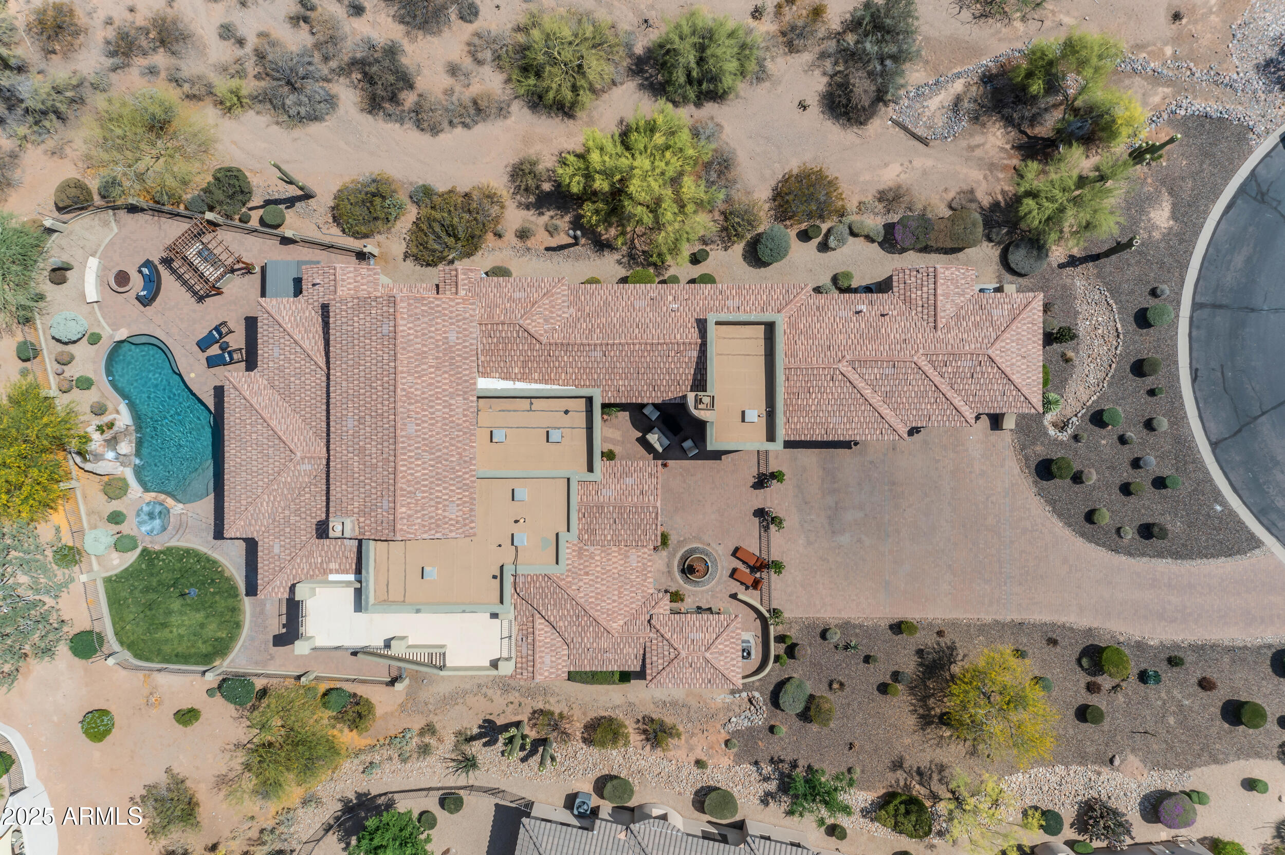 Mesa, Arizona, 85207, United States, 4 Bedrooms Bedrooms, ,3 BathroomsBathrooms,Residential,Active,1798058