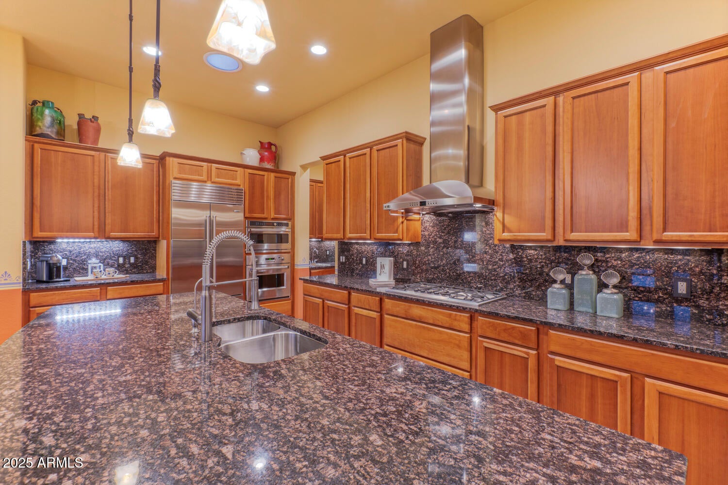 Goodyear, Arizona, 85395, United States, 4 Bedrooms Bedrooms, ,4 BathroomsBathrooms,Residential,Pending,1969760