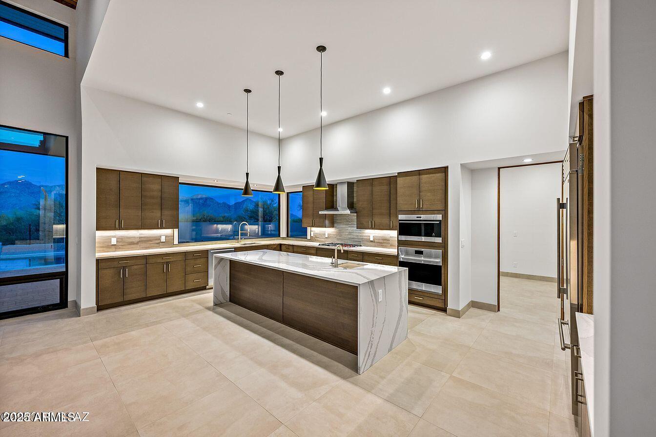 Carefree, Arizona, 85377, United States, 4 Bedrooms Bedrooms, ,5 BathroomsBathrooms,Residential,Active,1944110