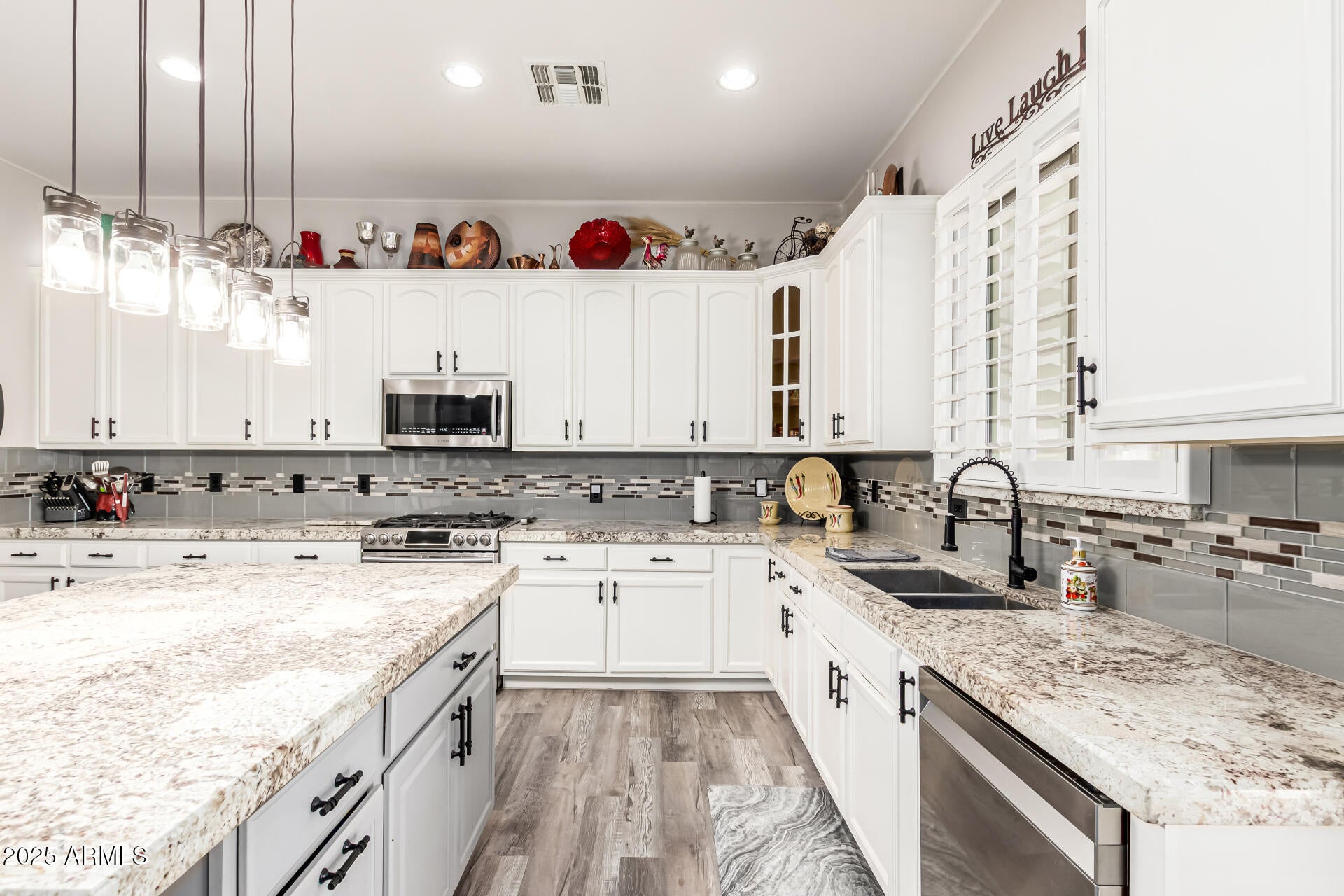 Buckeye, Arizona, 85326, United States, 4 Bedrooms Bedrooms, ,3 BathroomsBathrooms,Residential,Active,1986906