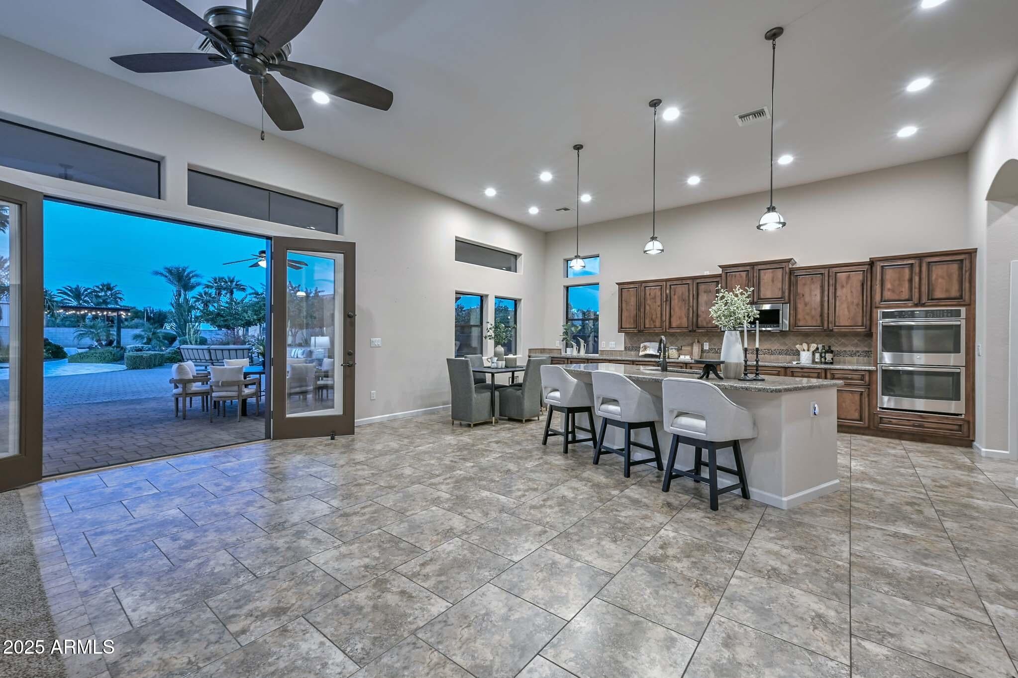 Phoenix, Arizona, 85032, United States, 5 Bedrooms Bedrooms, ,4 BathroomsBathrooms,Residential,Active,1993957