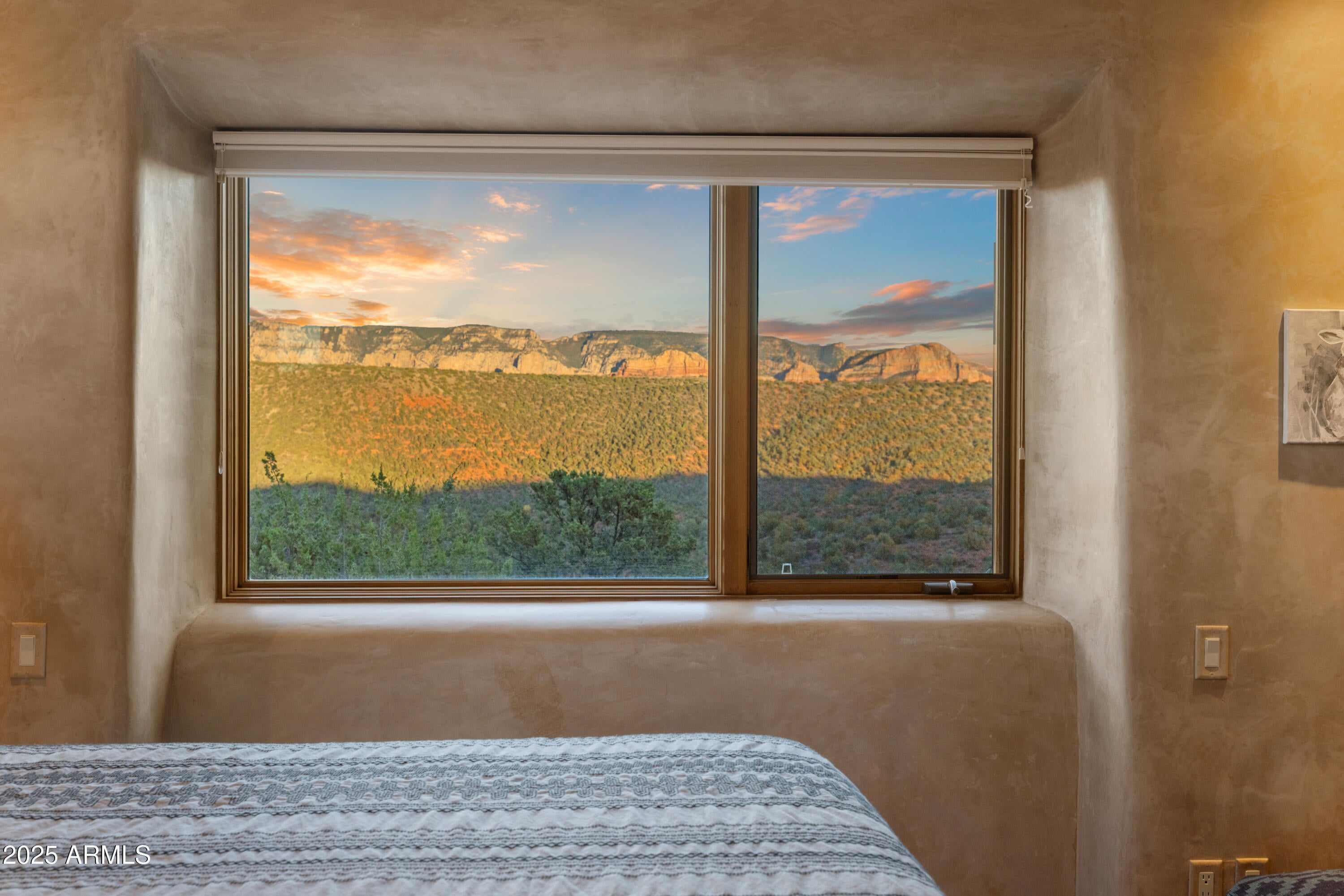 Sedona, Arizona, 86336, United States, 3 Bedrooms Bedrooms, ,6 BathroomsBathrooms,Residential,Active,1944279