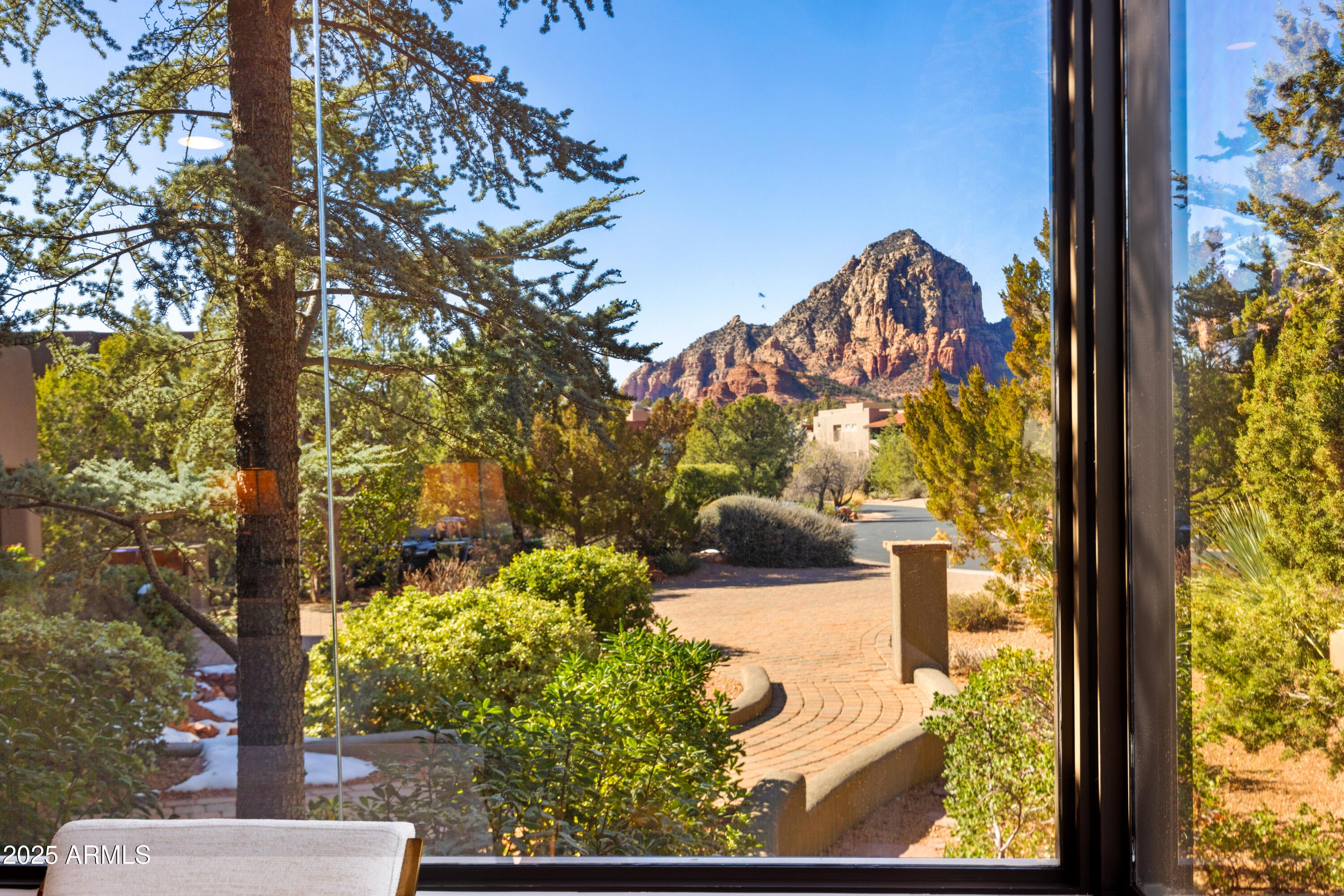 Sedona, Arizona, 86336, United States, 3 Bedrooms Bedrooms, ,4 BathroomsBathrooms,Residential,Active,1971787