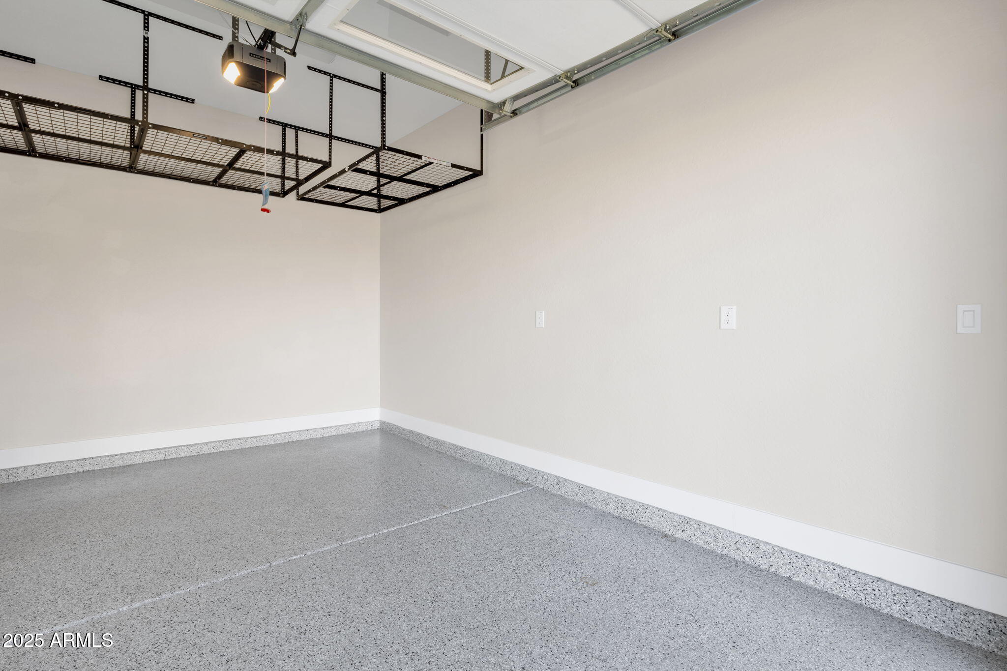 Gilbert, Arizona, 85298, United States, 5 Bedrooms Bedrooms, ,4 BathroomsBathrooms,Residential,Pending,1998605