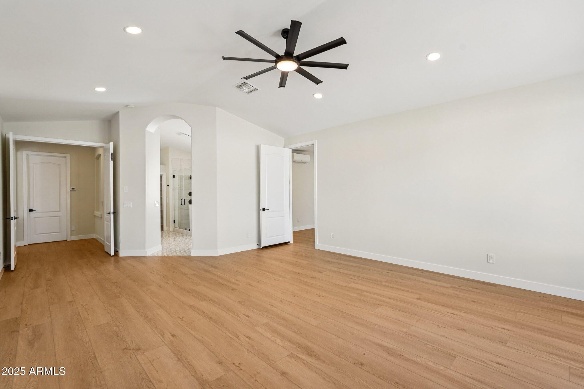 Glendale, Arizona, 85308, United States, 5 Bedrooms Bedrooms, ,4 BathroomsBathrooms,Residential,Active,1945319