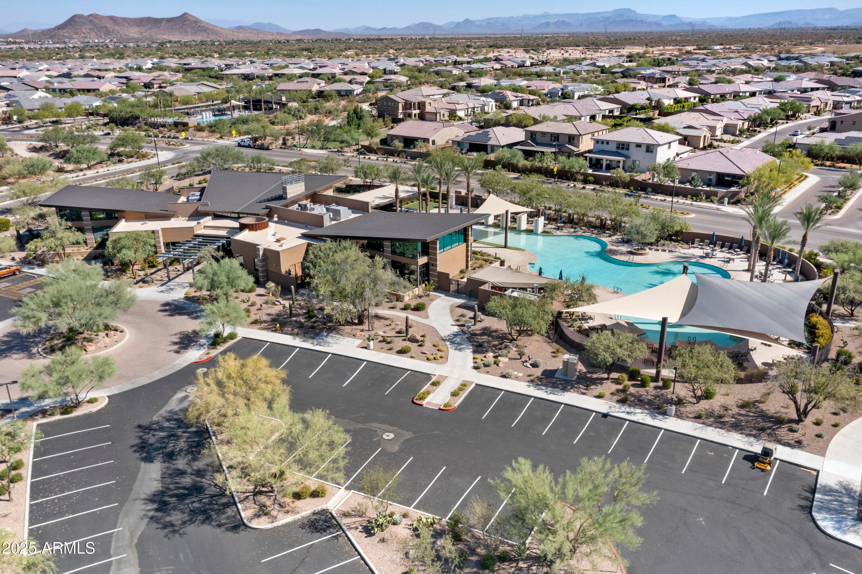 Phoenix, Arizona, 85050, United States, 4 Bedrooms Bedrooms, ,4 BathroomsBathrooms,Residential,Active,1945861