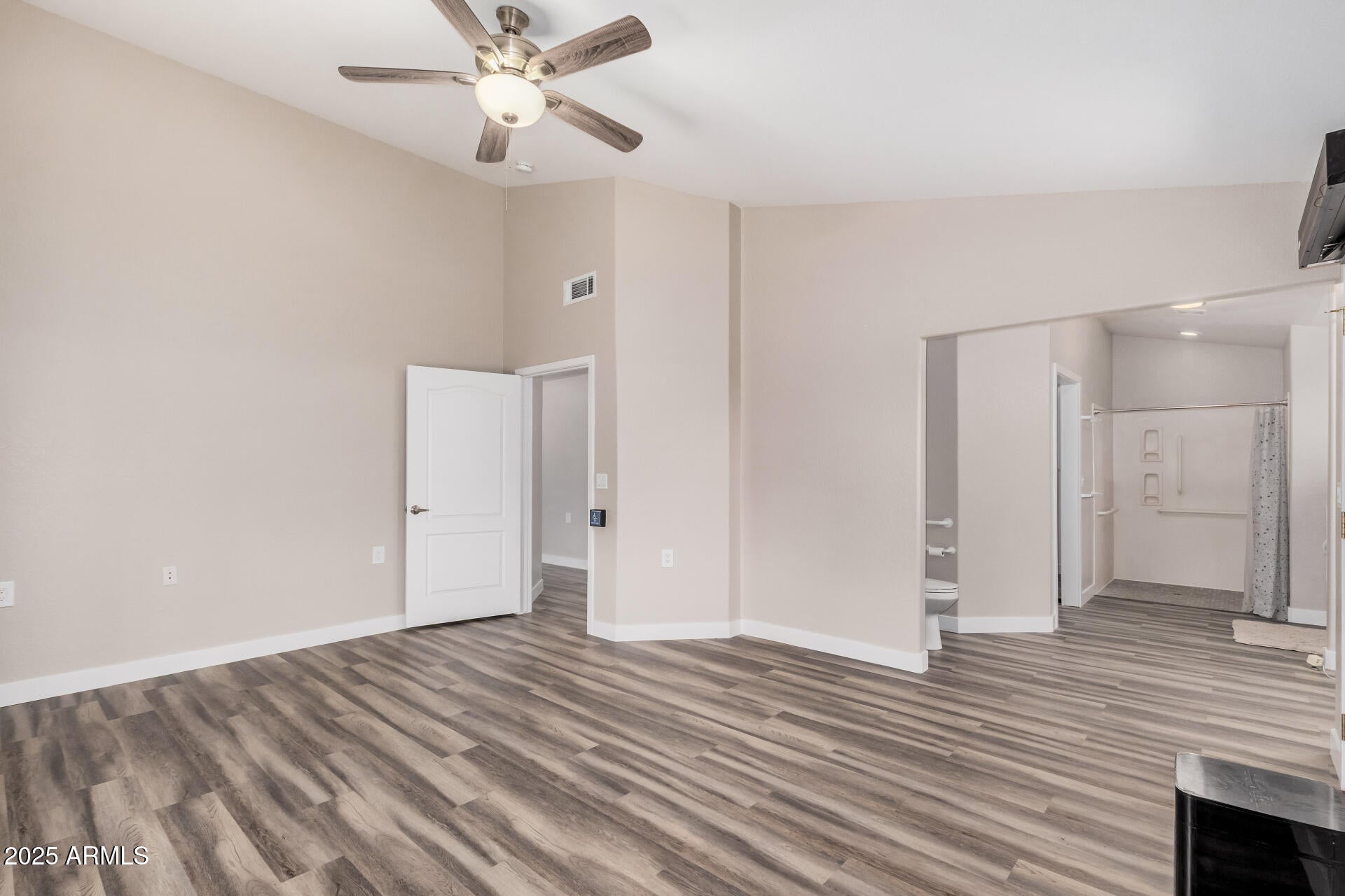 Mesa, Arizona, 85207, United States, 4 Bedrooms Bedrooms, ,3 BathroomsBathrooms,Residential,Active,1936410