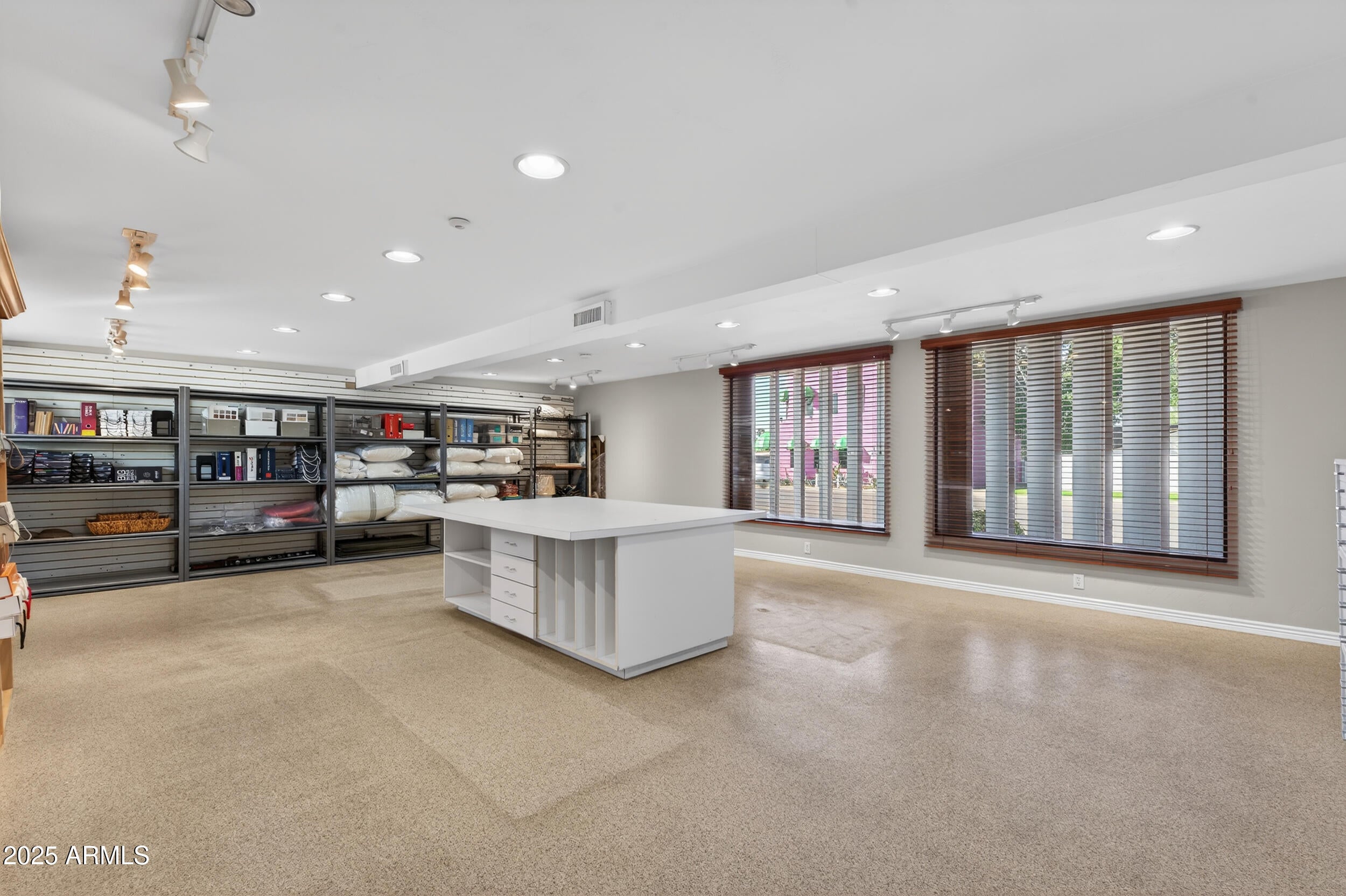 Phoenix, Arizona, 85016, United States, 4 Bedrooms Bedrooms, ,2 BathroomsBathrooms,Residential,Active,2001376