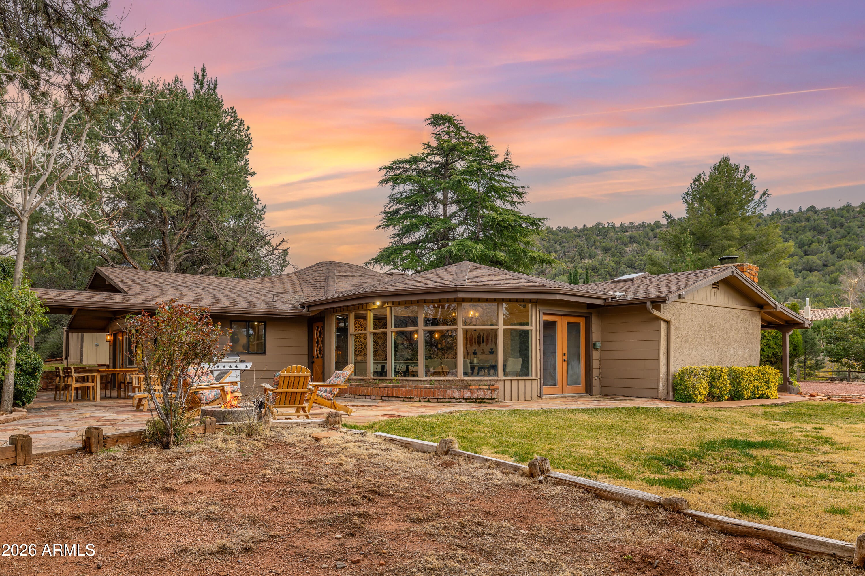 Sedona, Arizona, 86336, United States, 4 Bedrooms Bedrooms, ,5 BathroomsBathrooms,Residential,Active,2030993