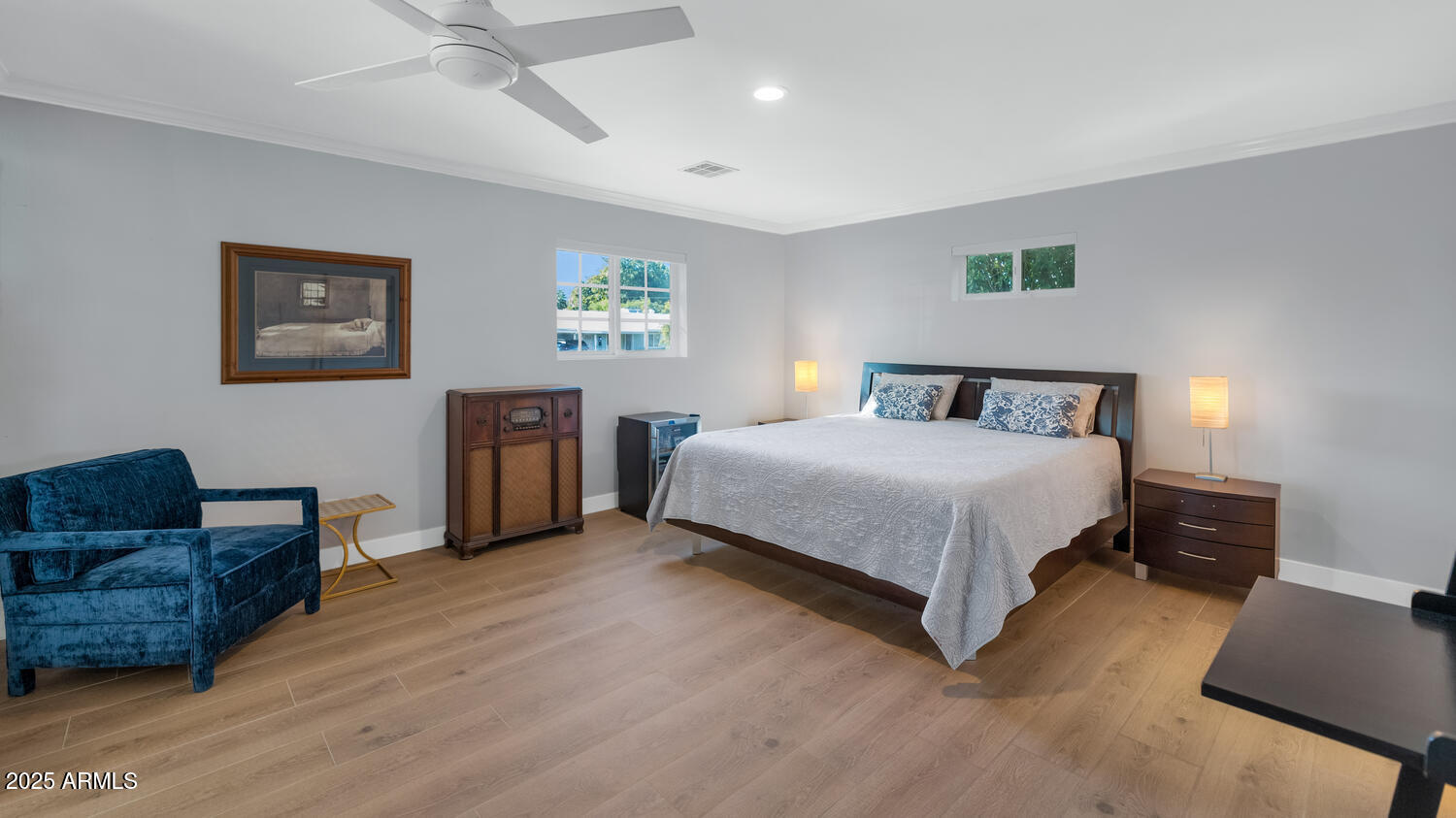 Phoenix, Arizona, 85018, United States, 4 Bedrooms Bedrooms, ,3 BathroomsBathrooms,Residential,Active,1990035