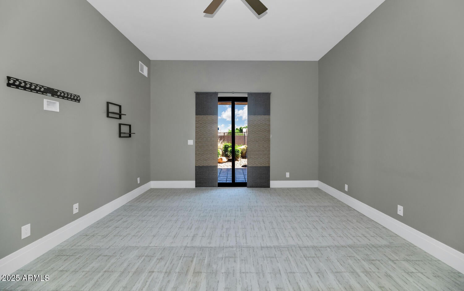 Glendale, Arizona, 85310, United States, 4 Bedrooms Bedrooms, ,4 BathroomsBathrooms,Residential,Active,1953274