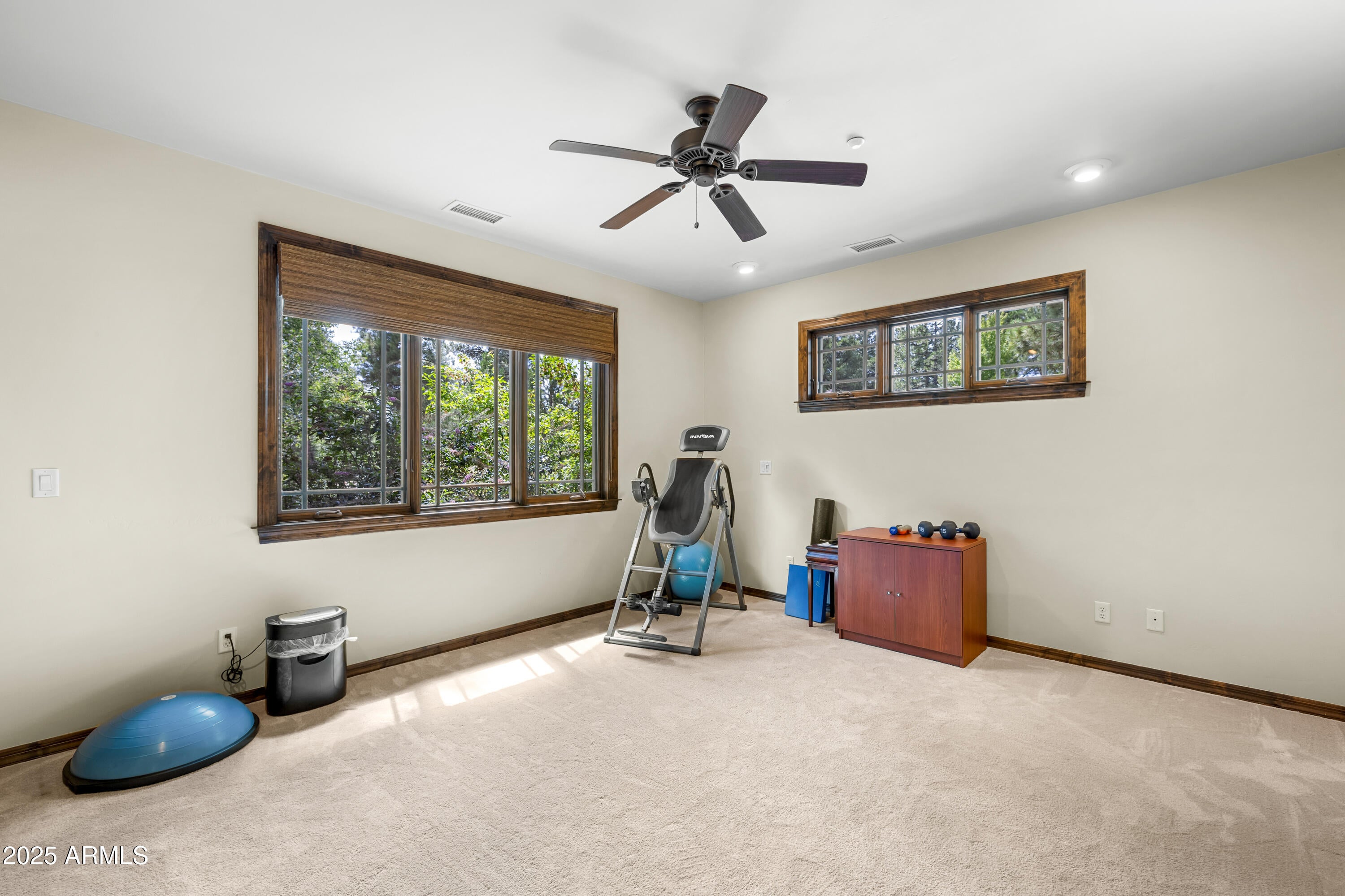 Flagstaff, Arizona, 86005, United States, 3 Bedrooms Bedrooms, ,3 BathroomsBathrooms,Residential,Active,1929679