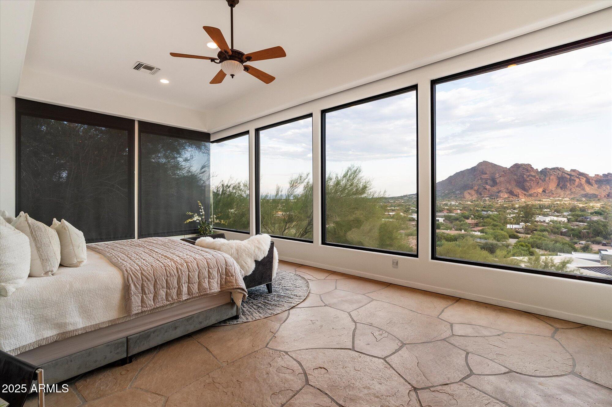 Paradise Valley, Arizona, 85253, United States, 6 Bedrooms Bedrooms, ,7 BathroomsBathrooms,Residential,Active,1946519