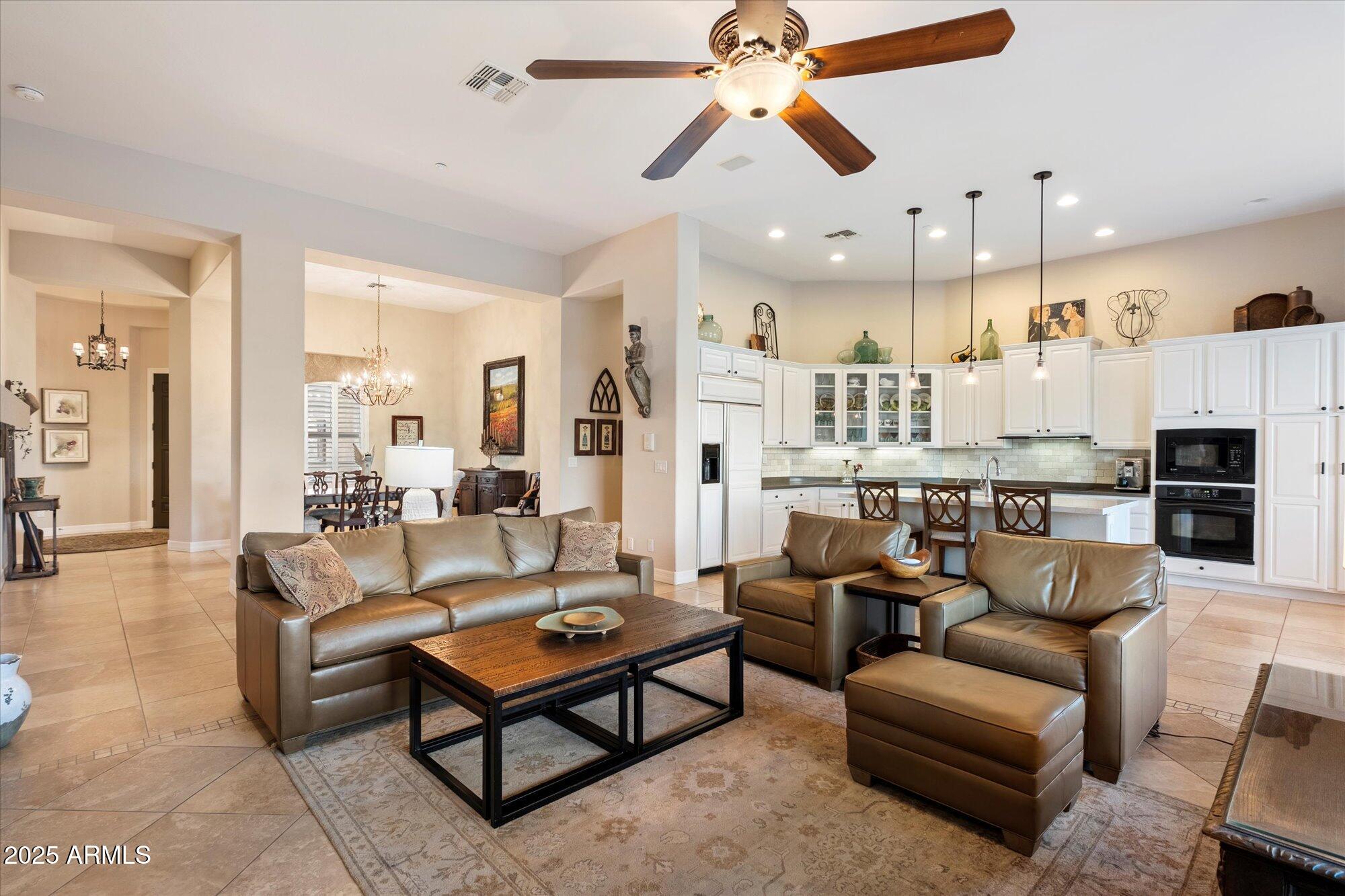 Anthem, Arizona, 85086, United States, 3 Bedrooms Bedrooms, ,4 BathroomsBathrooms,Residential,Pending,1973545