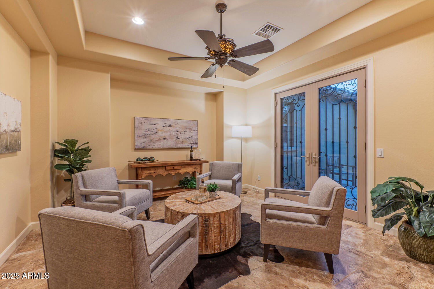 Goodyear, Arizona, 85395, United States, 4 Bedrooms Bedrooms, ,4 BathroomsBathrooms,Residential,Pending,1969760