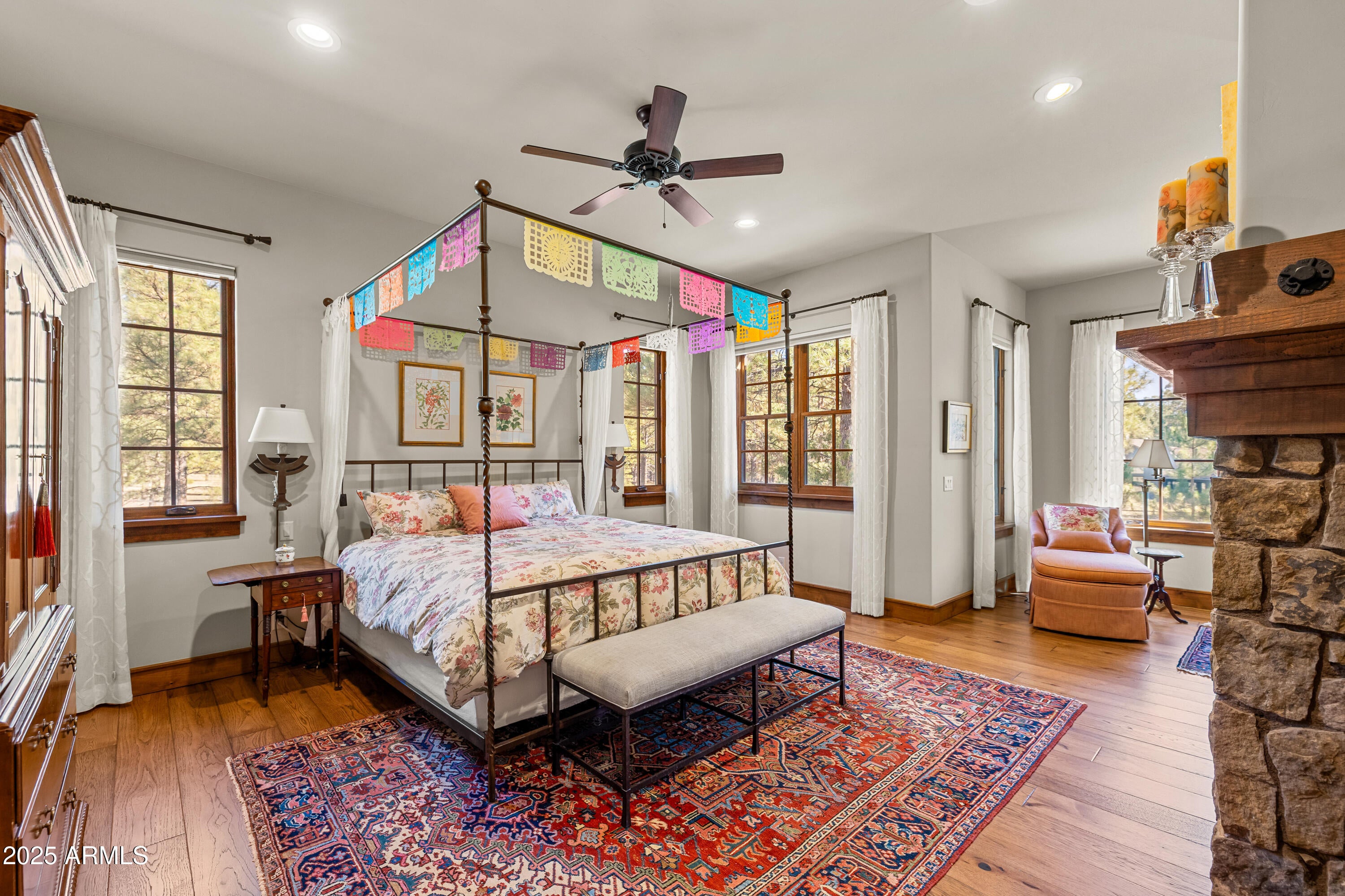 Flagstaff, Arizona, 86001, United States, 4 Bedrooms Bedrooms, ,4 BathroomsBathrooms,Residential,Active,2002671