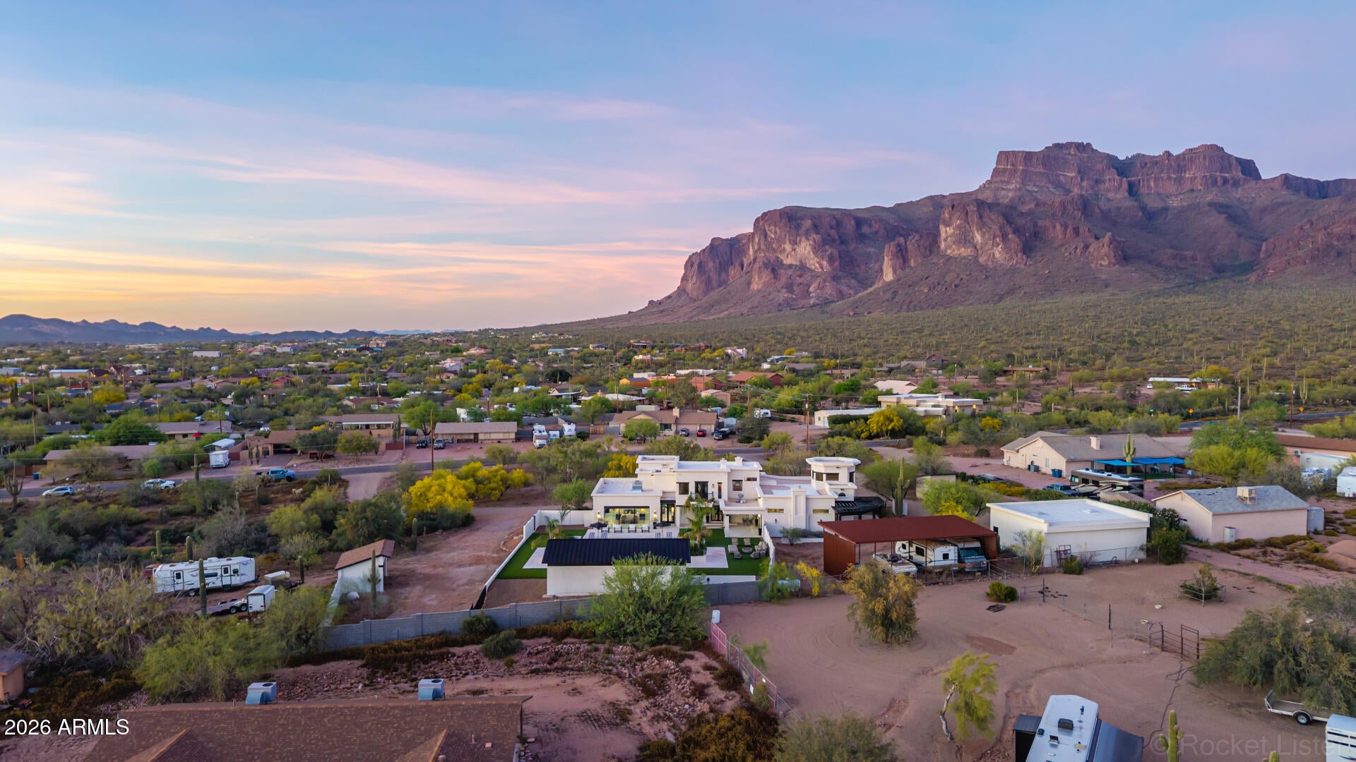 Apache Junction, Arizona, 85119, United States, 4 Bedrooms Bedrooms, ,4 BathroomsBathrooms,Residential,Active,2030090