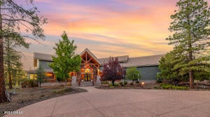 Flagstaff, Arizona, 86001, United States, 3 Bedrooms Bedrooms, ,4 BathroomsBathrooms,Residential,Active,2002669