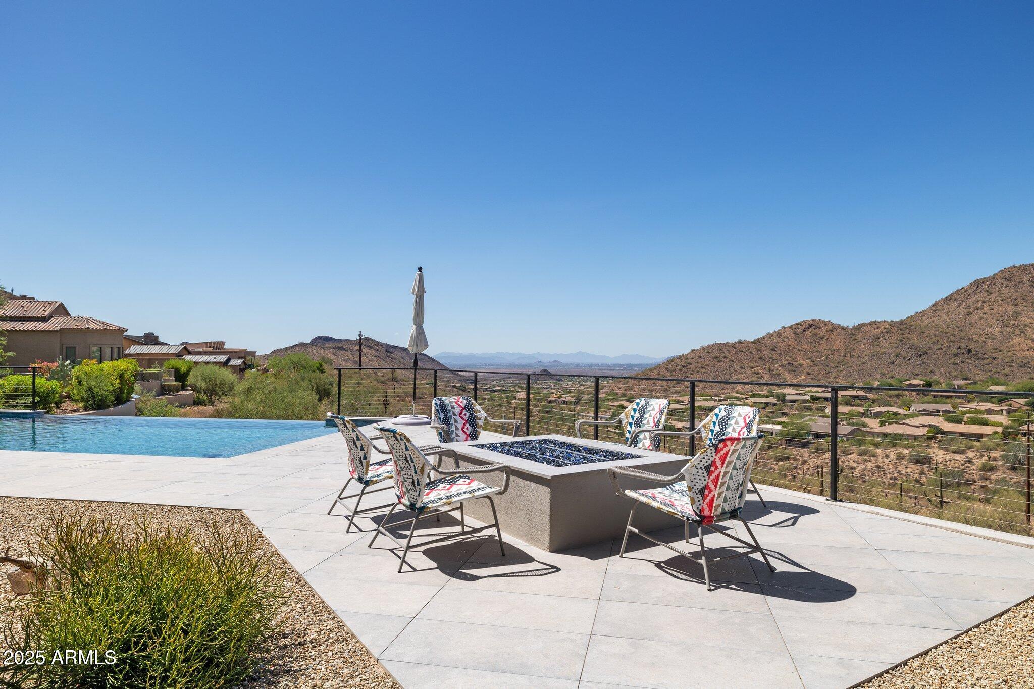 Fountain Hills, Arizona, 85268, United States, 4 Bedrooms Bedrooms, ,5 BathroomsBathrooms,Residential,Active,1951802