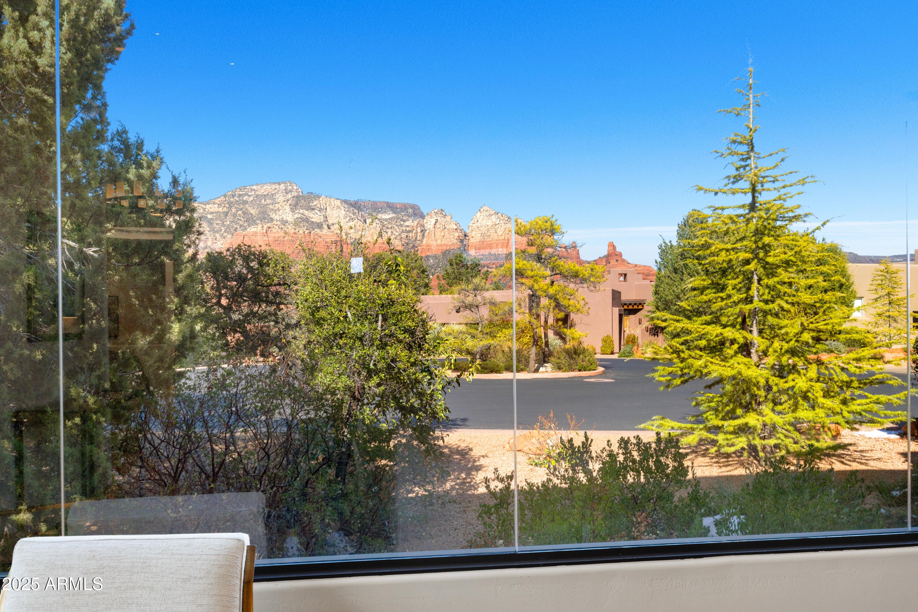 Sedona, Arizona, 86336, United States, 3 Bedrooms Bedrooms, ,4 BathroomsBathrooms,Residential,Active,1971787