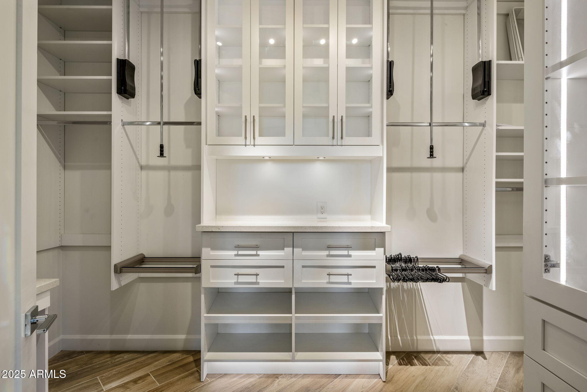 Scottsdale, Arizona, 85255, United States, 2 Bedrooms Bedrooms, ,3 BathroomsBathrooms,Residential,Active,1952594