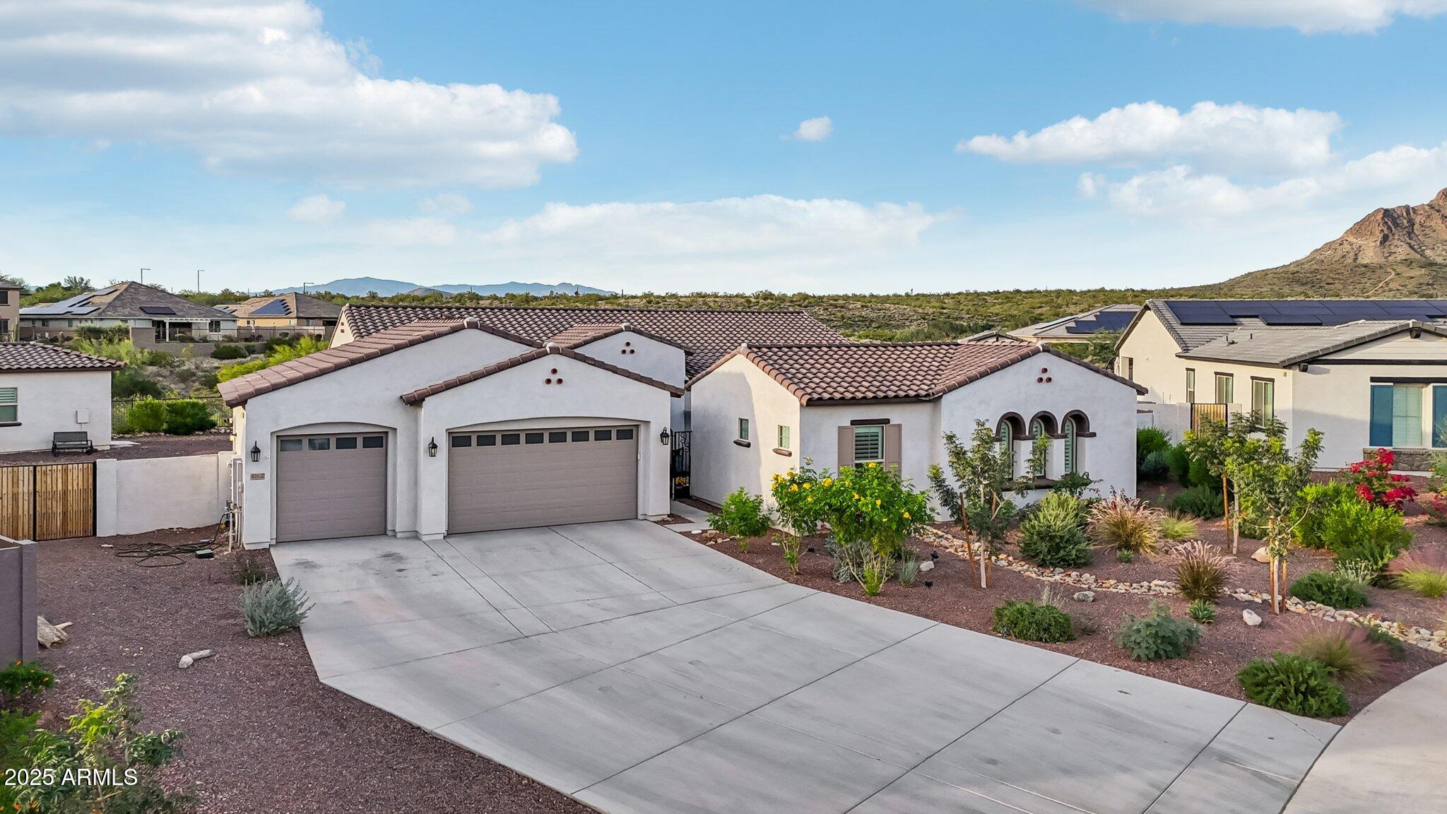 New River, Arizona, 85087, United States, 5 Bedrooms Bedrooms, ,4 BathroomsBathrooms,Residential,Active,1986912