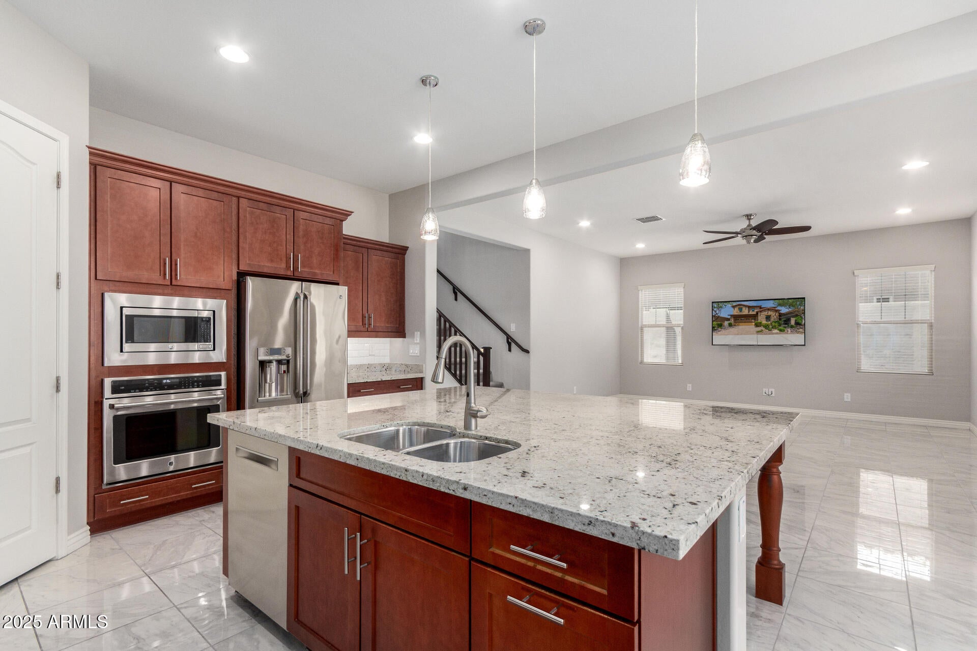 Phoenix, Arizona, 85050, United States, 4 Bedrooms Bedrooms, ,3 BathroomsBathrooms,Residential,Active,1929434
