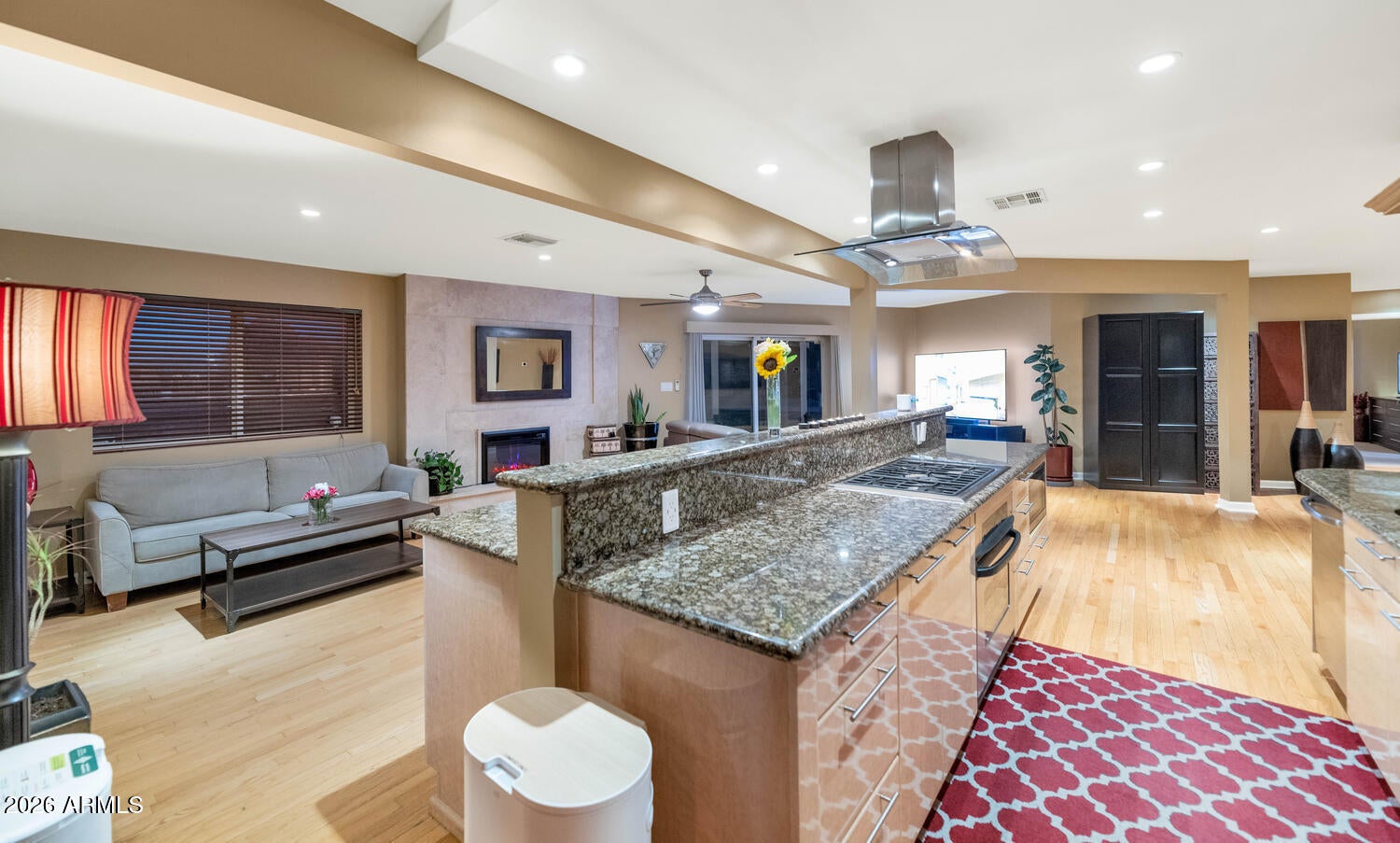 Phoenix, Arizona, 85020, United States, 2 Bedrooms Bedrooms, ,2 BathroomsBathrooms,Residential,Active,2012213