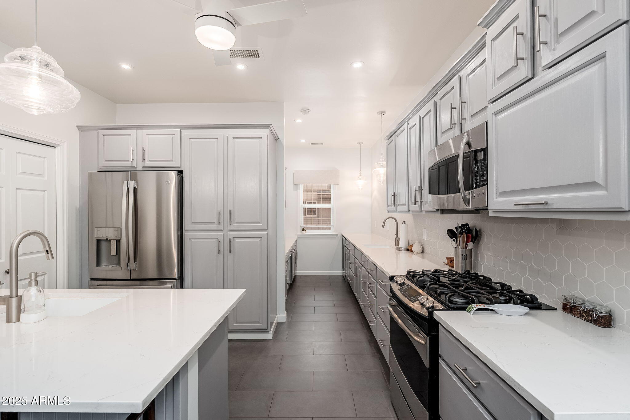 Flagstaff, Arizona, 86004, United States, 5 Bedrooms Bedrooms, ,4 BathroomsBathrooms,Residential,Active,1894165