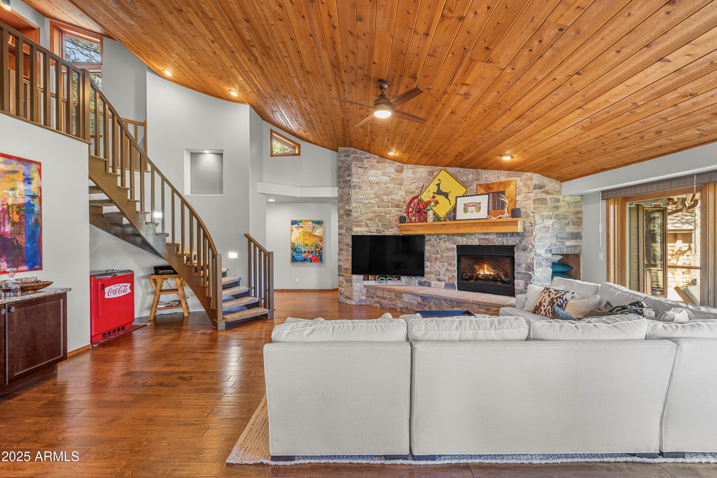 Flagstaff, Arizona, 86005, United States, 4 Bedrooms Bedrooms, ,4 BathroomsBathrooms,Residential,Active,1969772