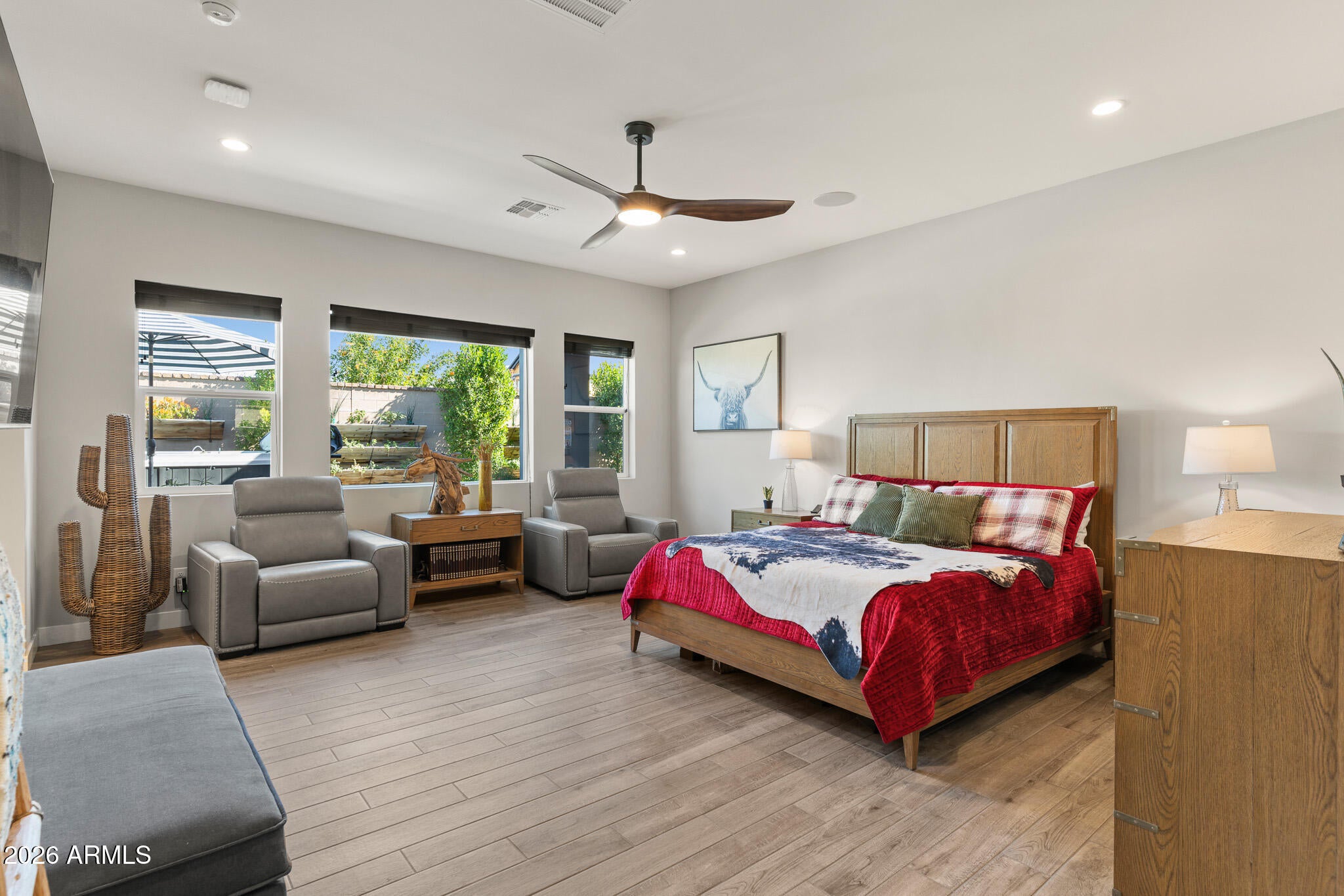 Surprise, Arizona, 85388, United States, 3 Bedrooms Bedrooms, ,4 BathroomsBathrooms,Residential,Active,2014268