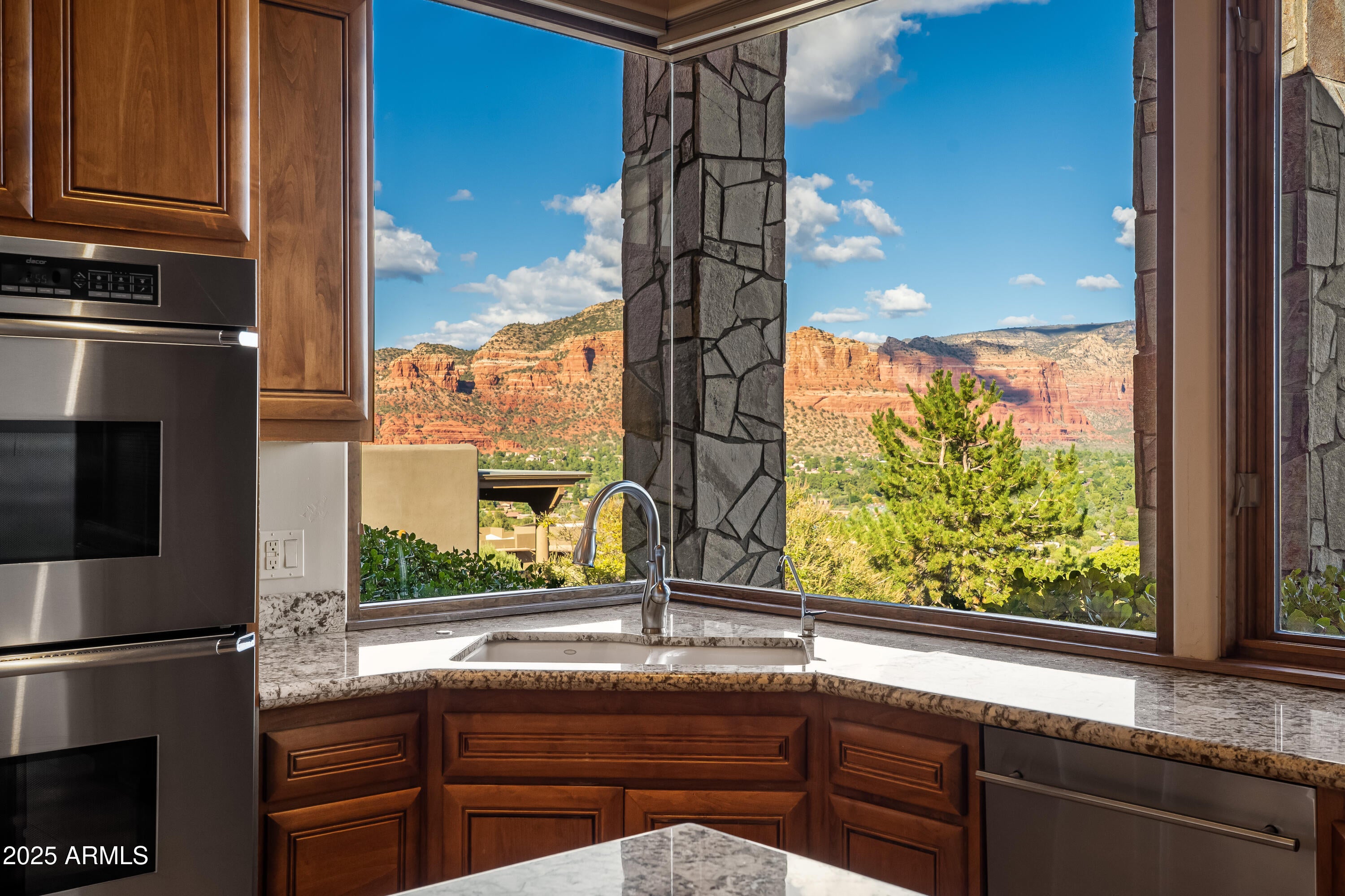 Sedona, Arizona, 86351, United States, 4 Bedrooms Bedrooms, ,5 BathroomsBathrooms,Residential,Active,1959519